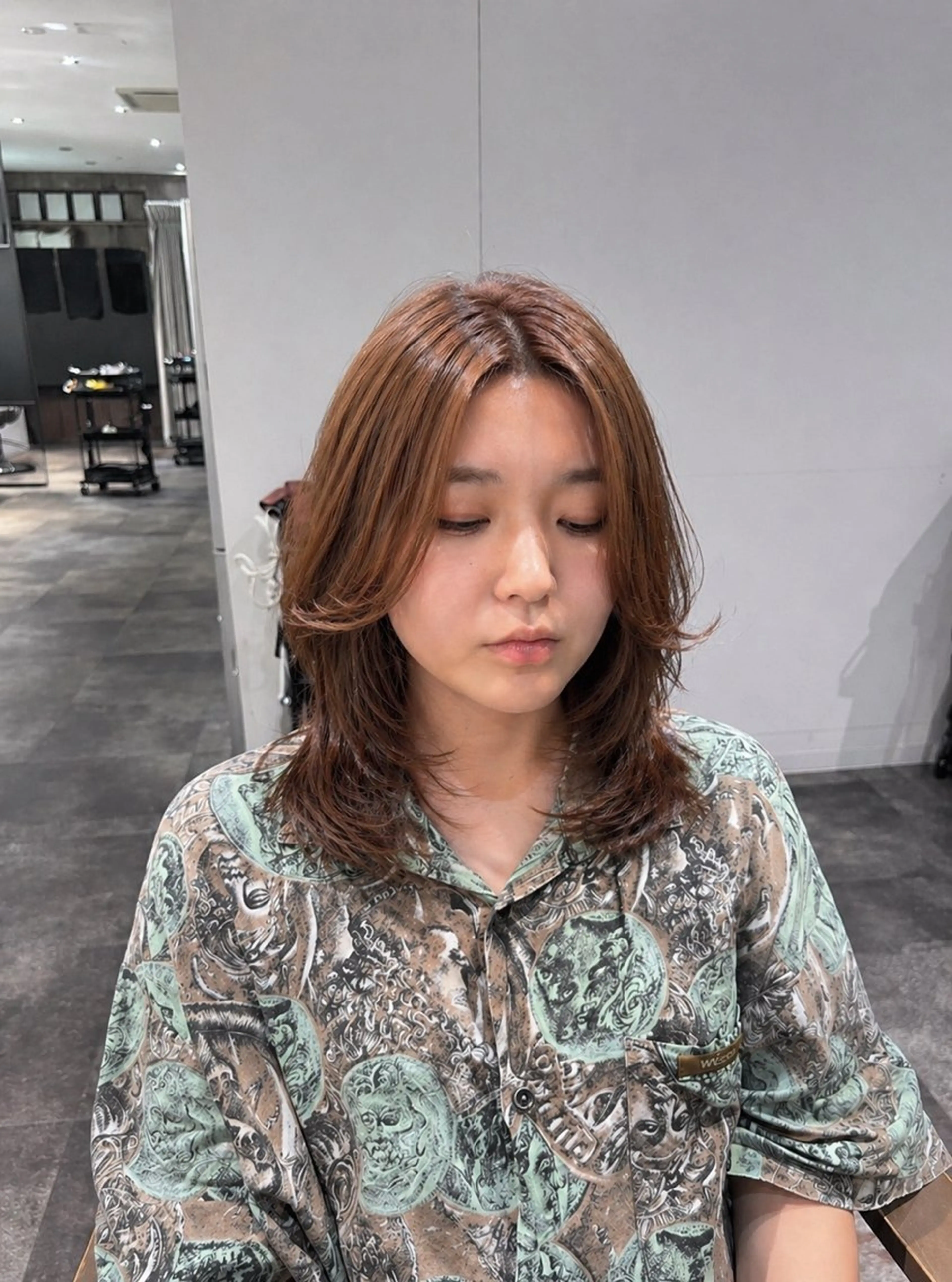 ミディアム レイヤーカット カット ヘアカラー 🍒似合わせカット /艶感カラー/長谷のヘアスタイル