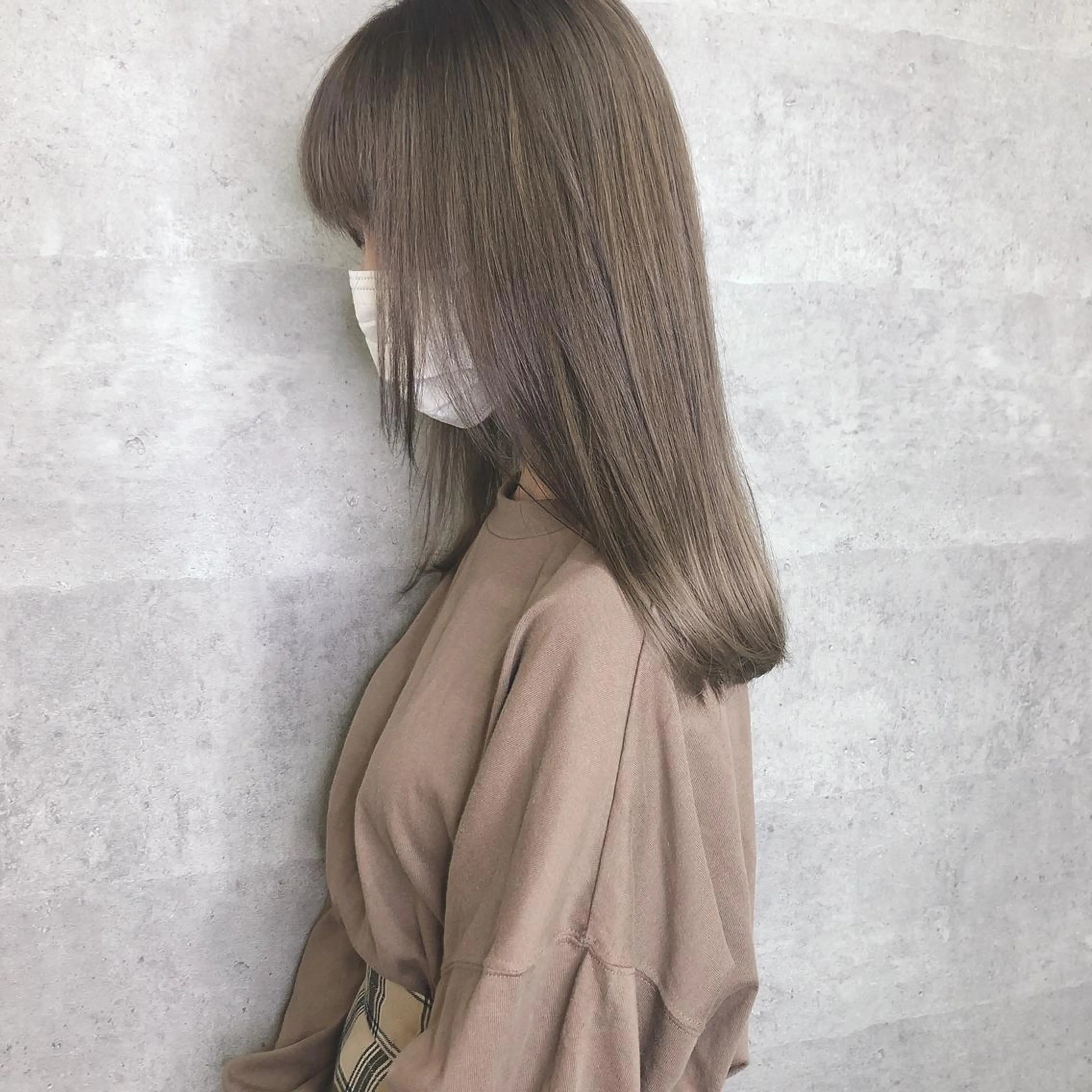 セミロング カラー 髪質改善 中川　翔のヘアスタイル