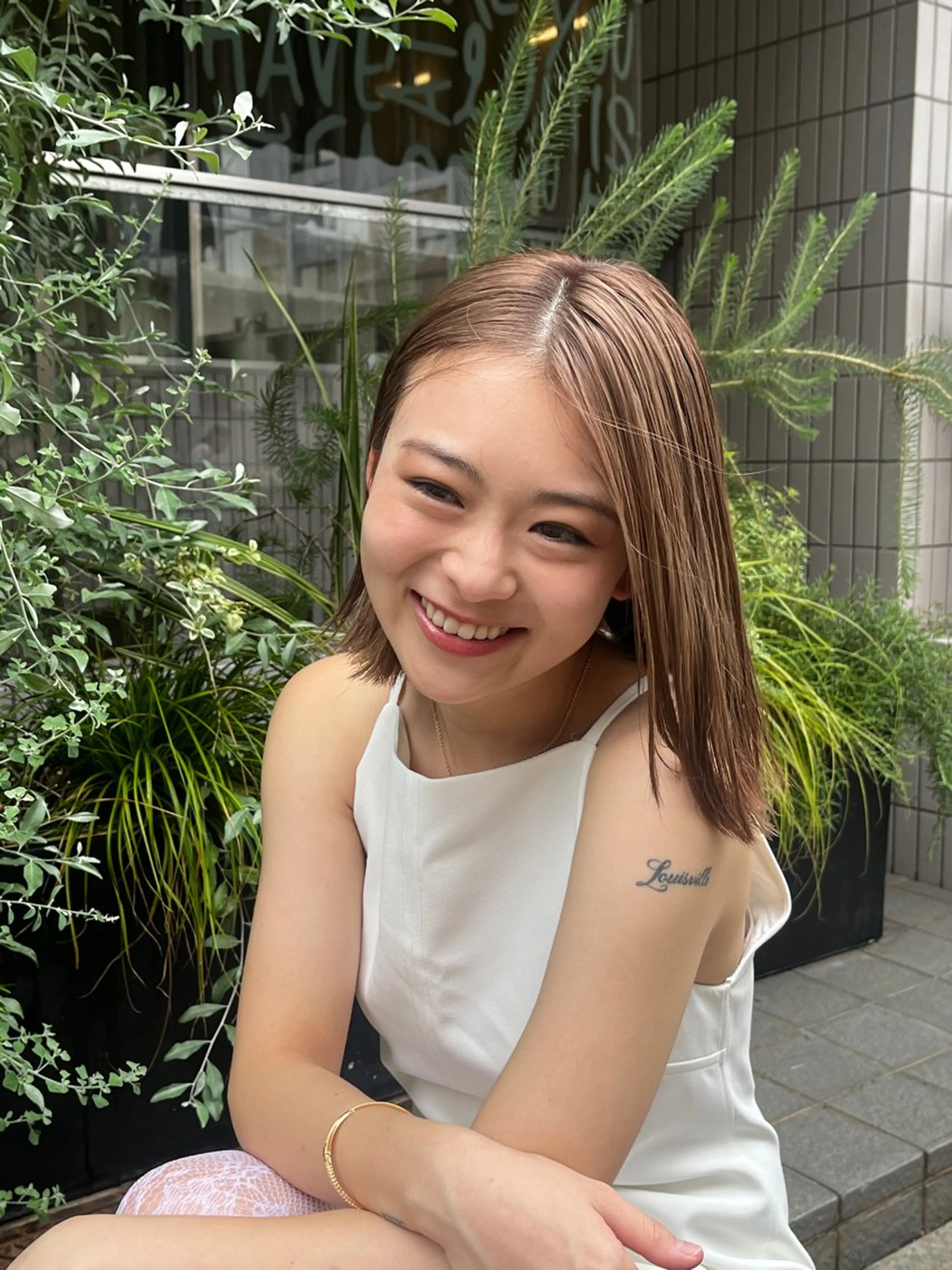 ショート カラー PELE/ミルクティ ー/NATSUKIのヘアスタイル