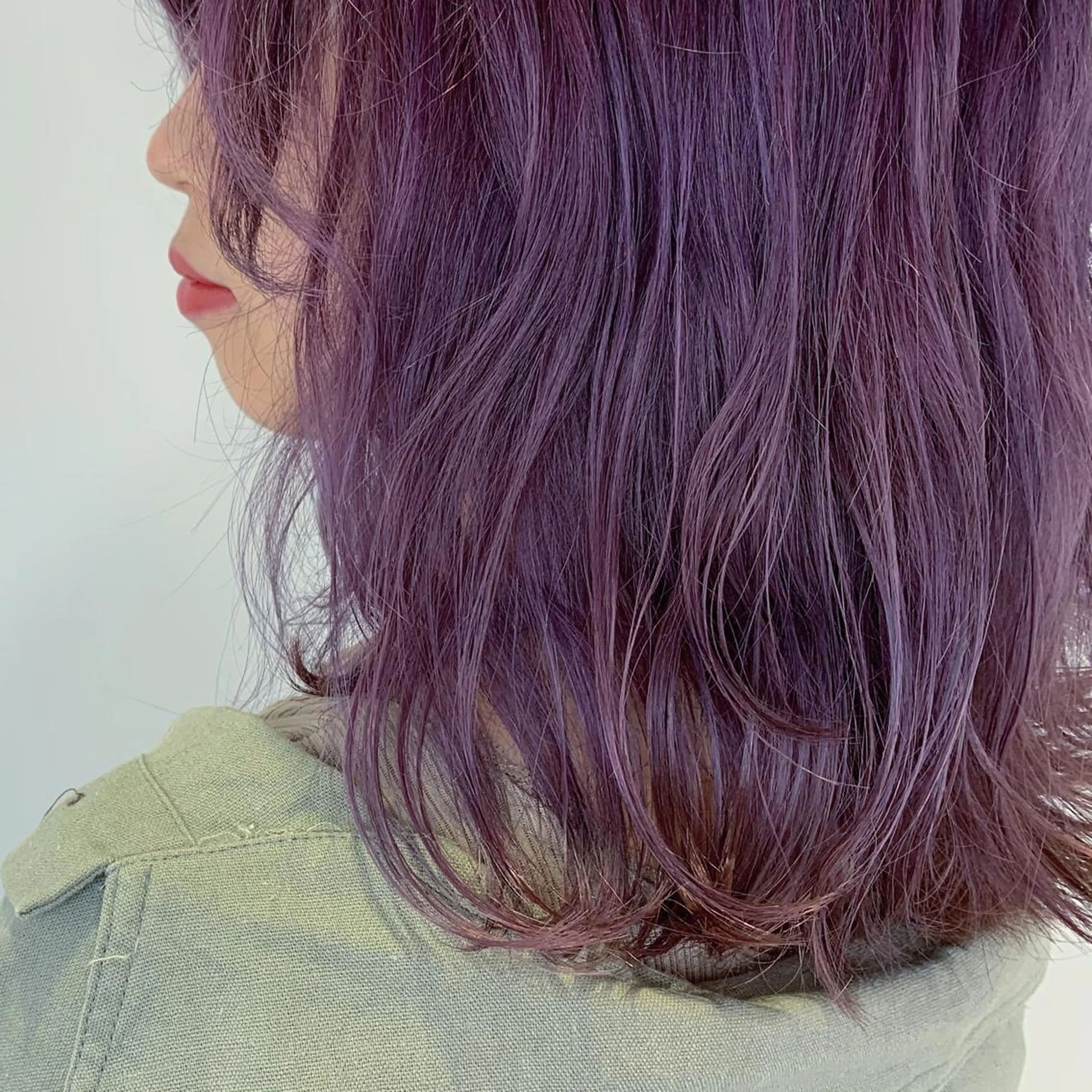 ミディアム カラー ラベンダーカラー ヘアカラー トリートメント パーマ/レイヤー/ ボブ/豊浦翔太のヘアスタイル