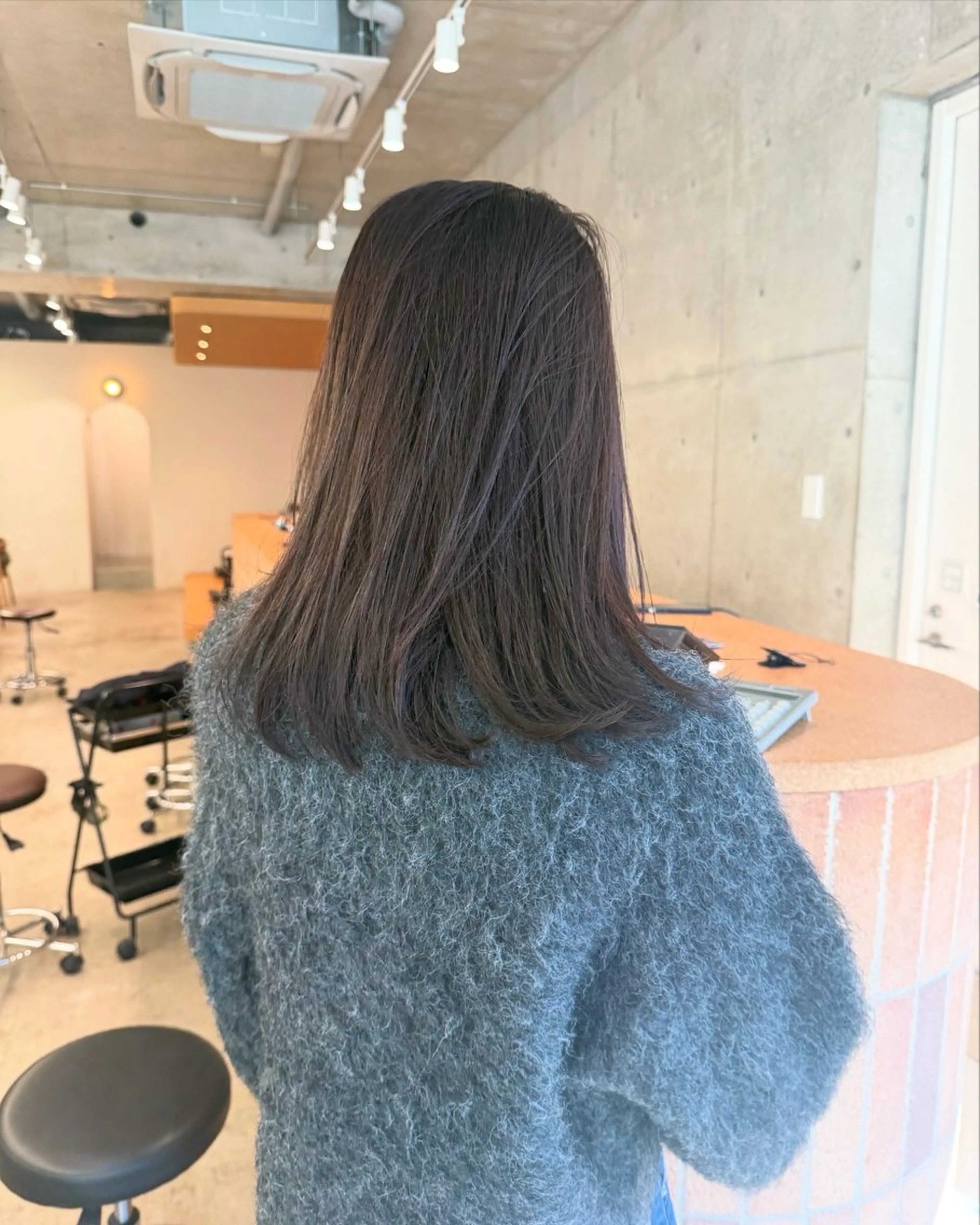 ロング ロングレイヤー アッシュ 顔周りカット 韓国風ヘア レイヤーカット カット ヘアカラー 誰より丁寧なカット/ 小林輝/レイヤーのヘアスタイル
