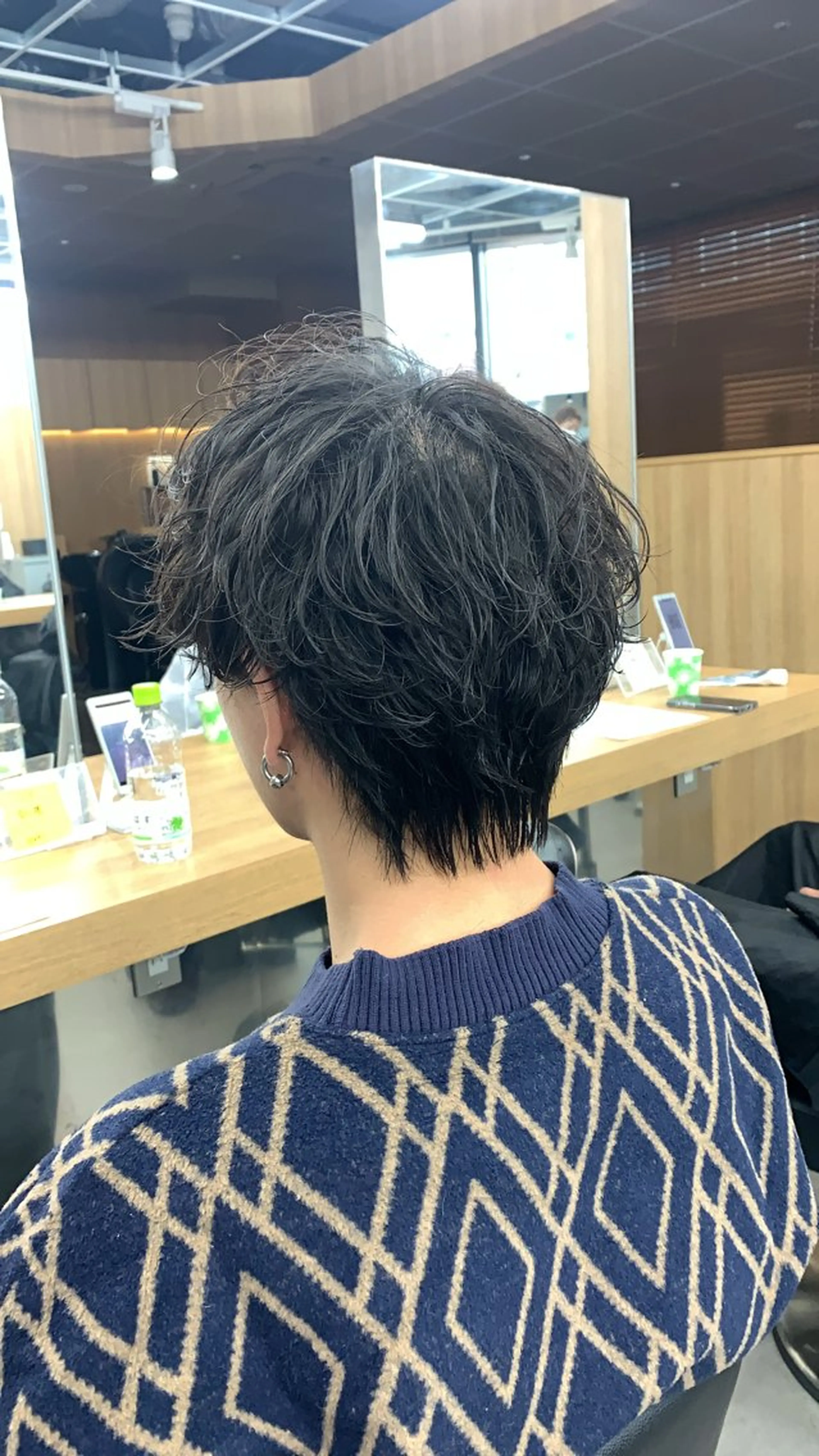 ショート パーマ メンズ メンズブリーチ フェザーパーマ メンズハイトーン メンズパーマ スペインカール ⚡️メンズ特化⚡️ RYUKIのヘアスタイル