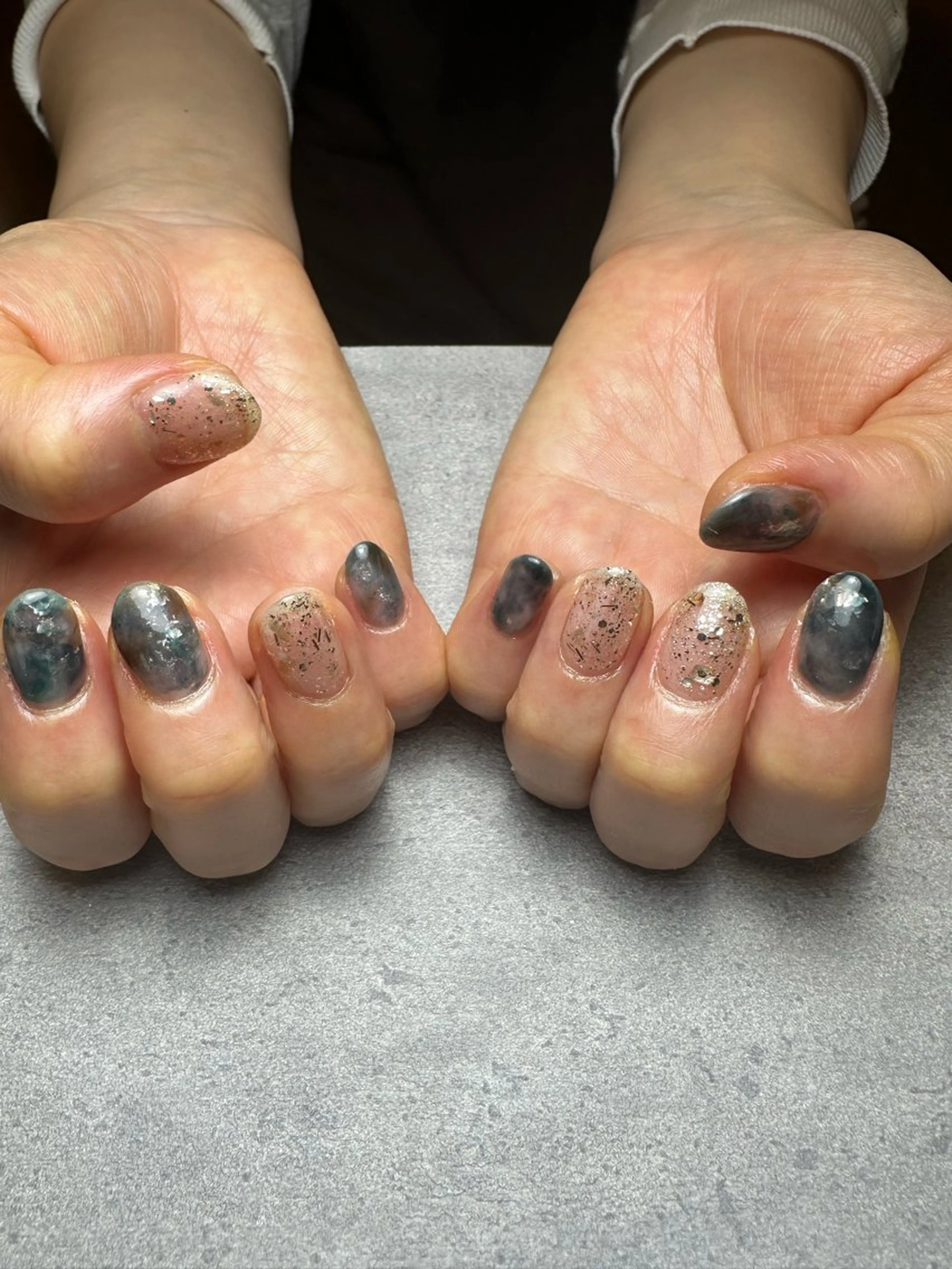 ネイル ニュアンスネイル nailroom Anmie.のネイルデザイン