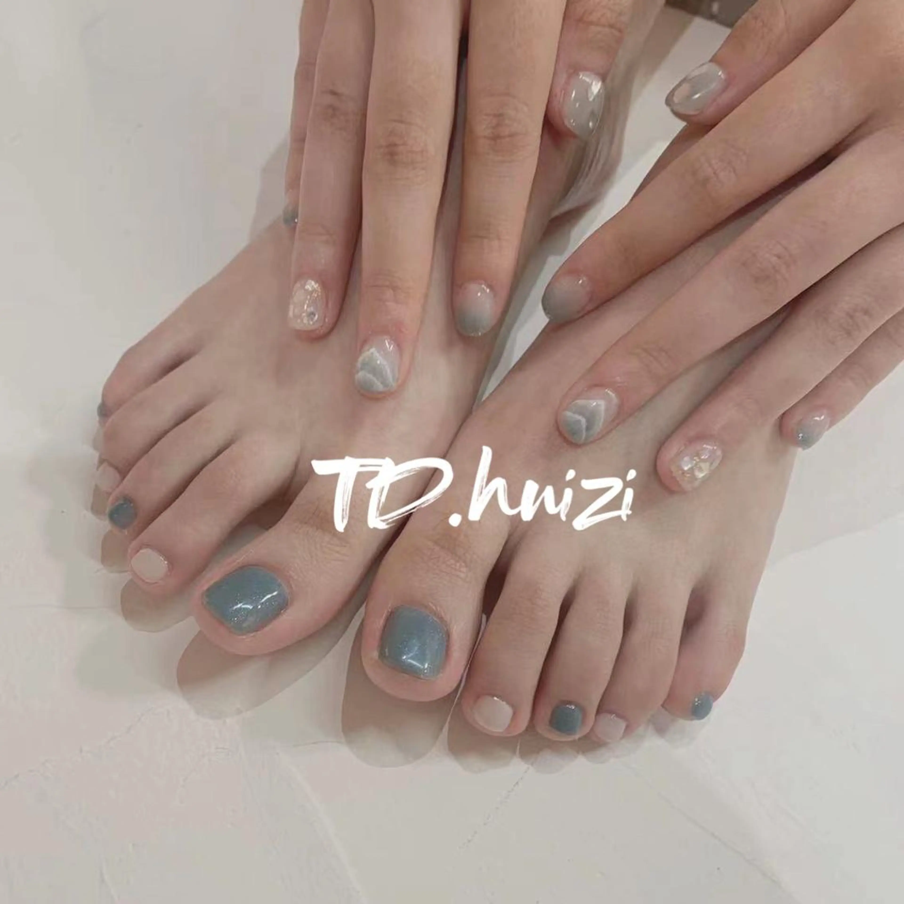 ショート めぐみのネイルサロン スタッフ練習のネイルデザイン