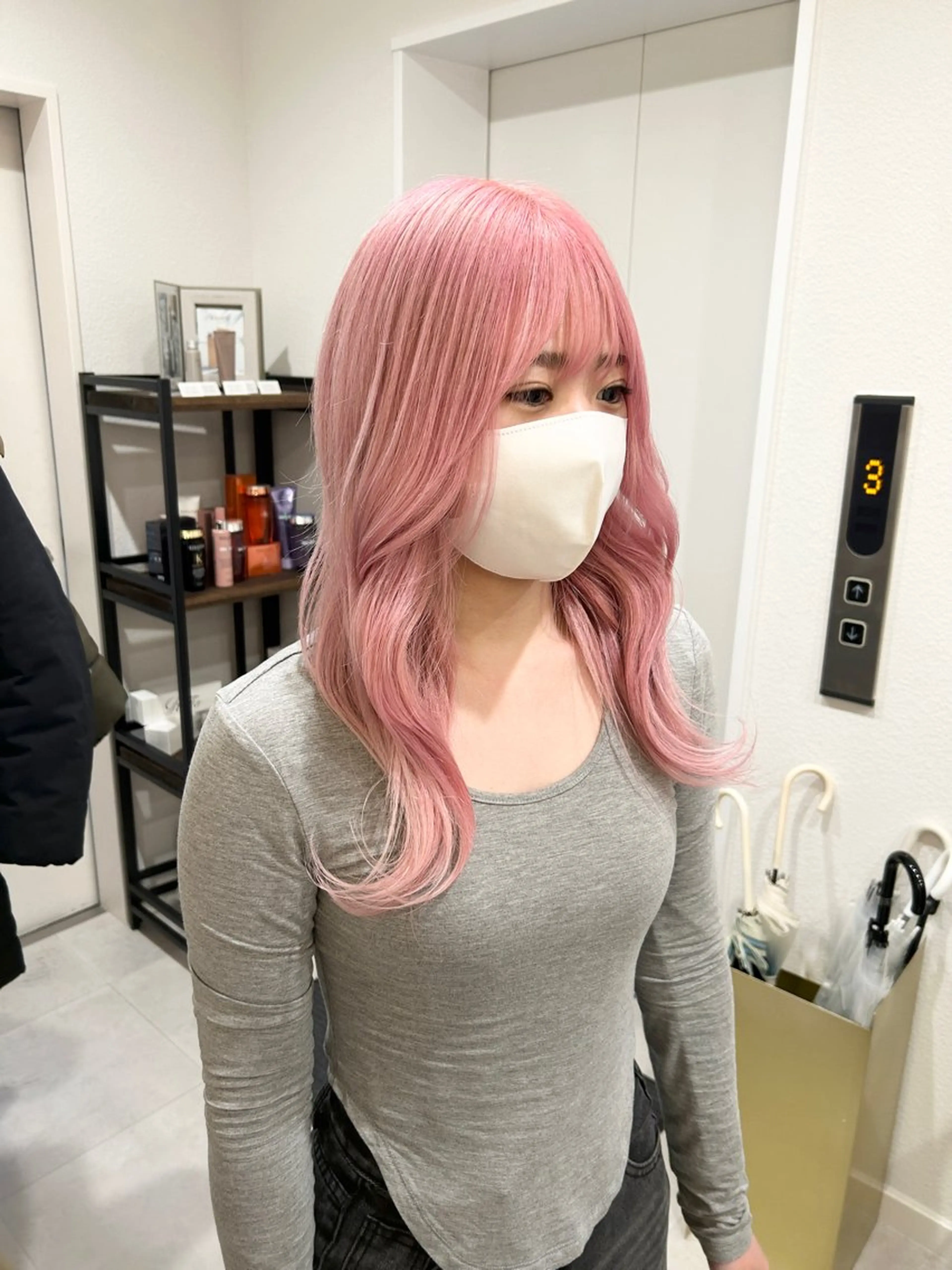 ロング カラー ハイトーンカラー ピンクカラー ウルフ/レイヤー /suzuhaのヘアスタイル