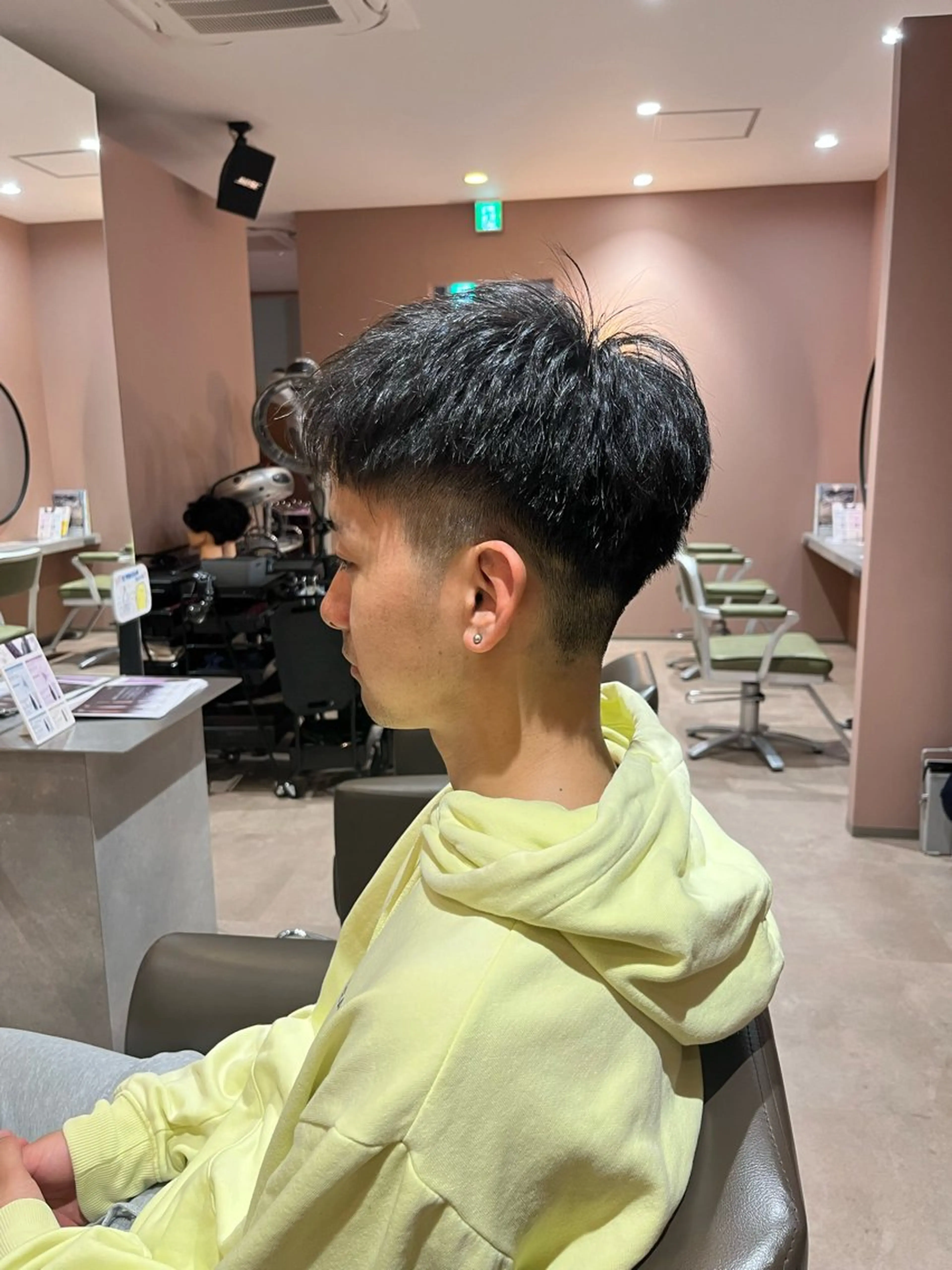 ショート メンズ 刈り上げ ショートヘア 坂本 翔のヘアスタイル