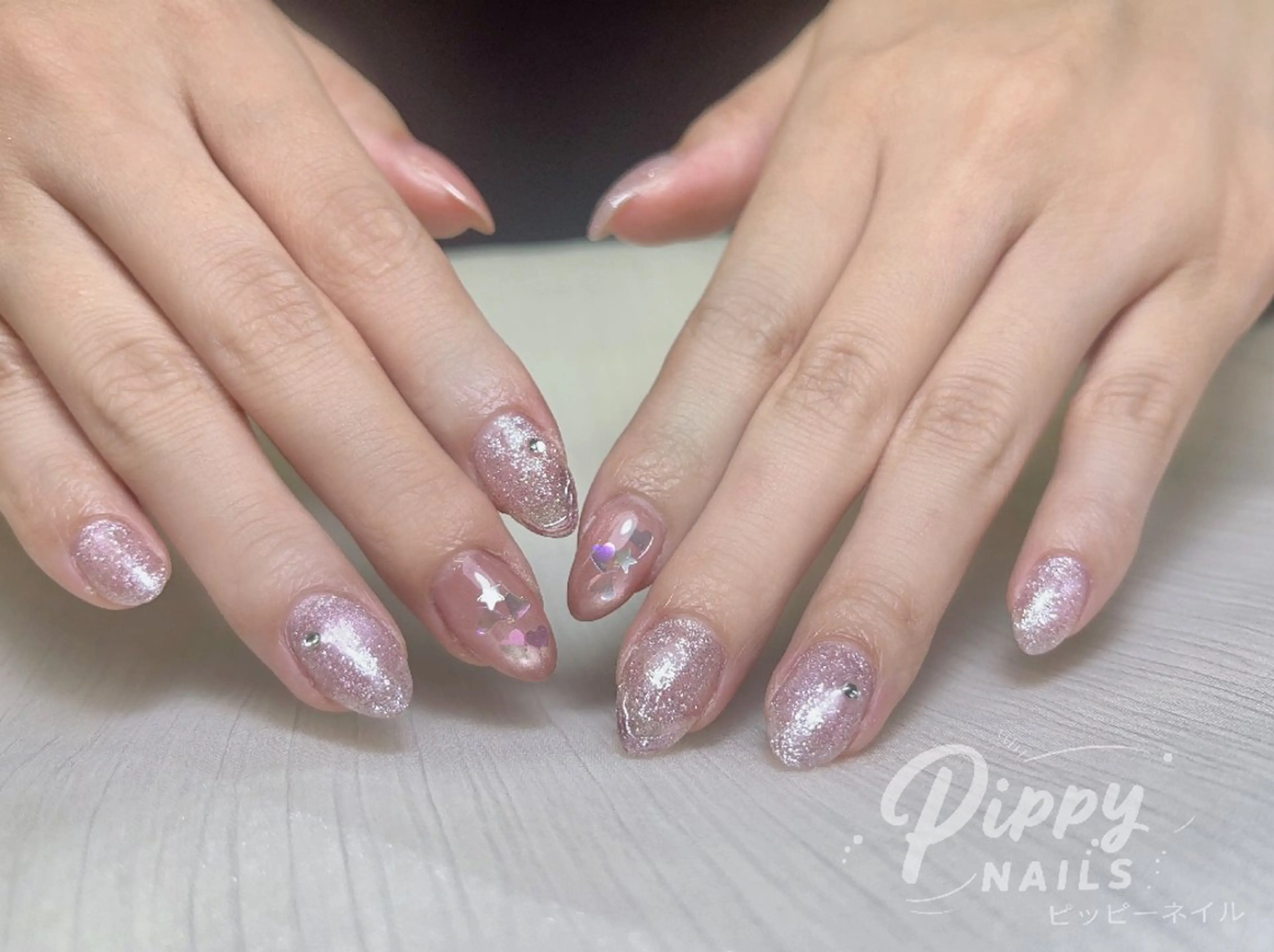 ネイル ハンドネイル PIPPY  NAILS新宿のネイルデザイン