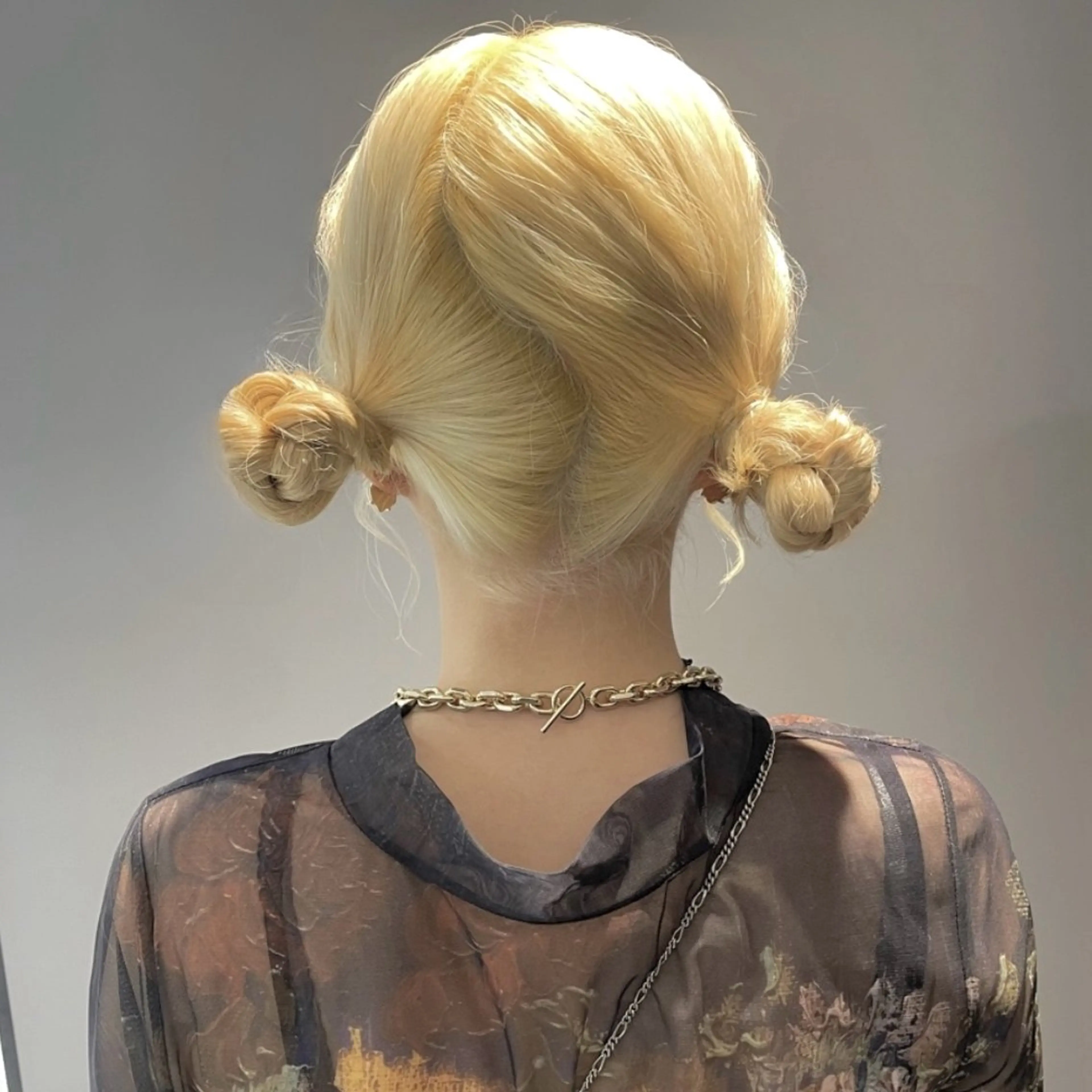 セミロング カラー ヘアアレンジ パーソナルカラー合わ せたカラー🤍なつみのヘアスタイル