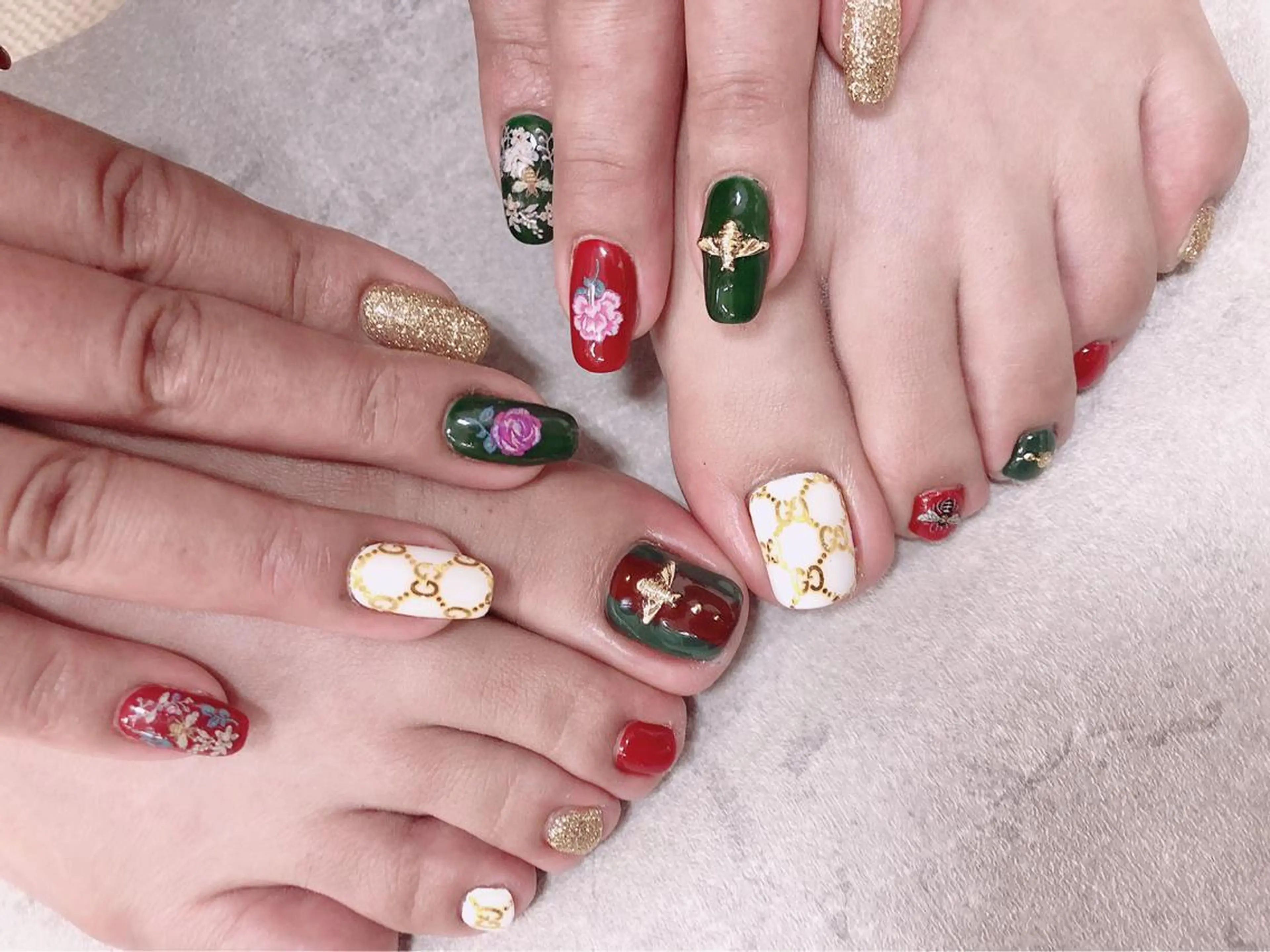 ネイル フットネイル おそろいネイル ハンドネイル ハンドケア FASTNAIL PLUS 新宿店のネイルデザイン