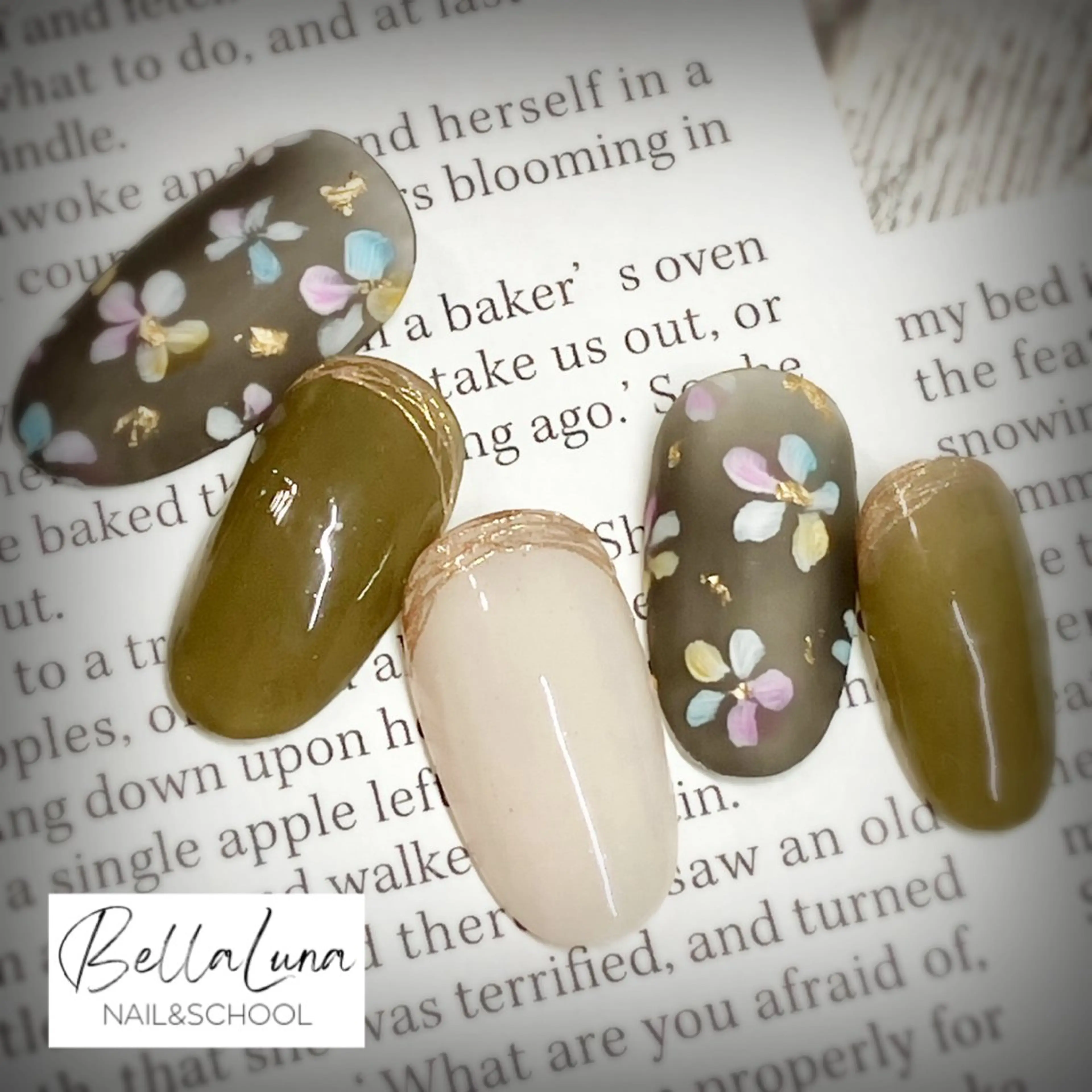 ネイル BellaLuna NAILのネイルデザイン