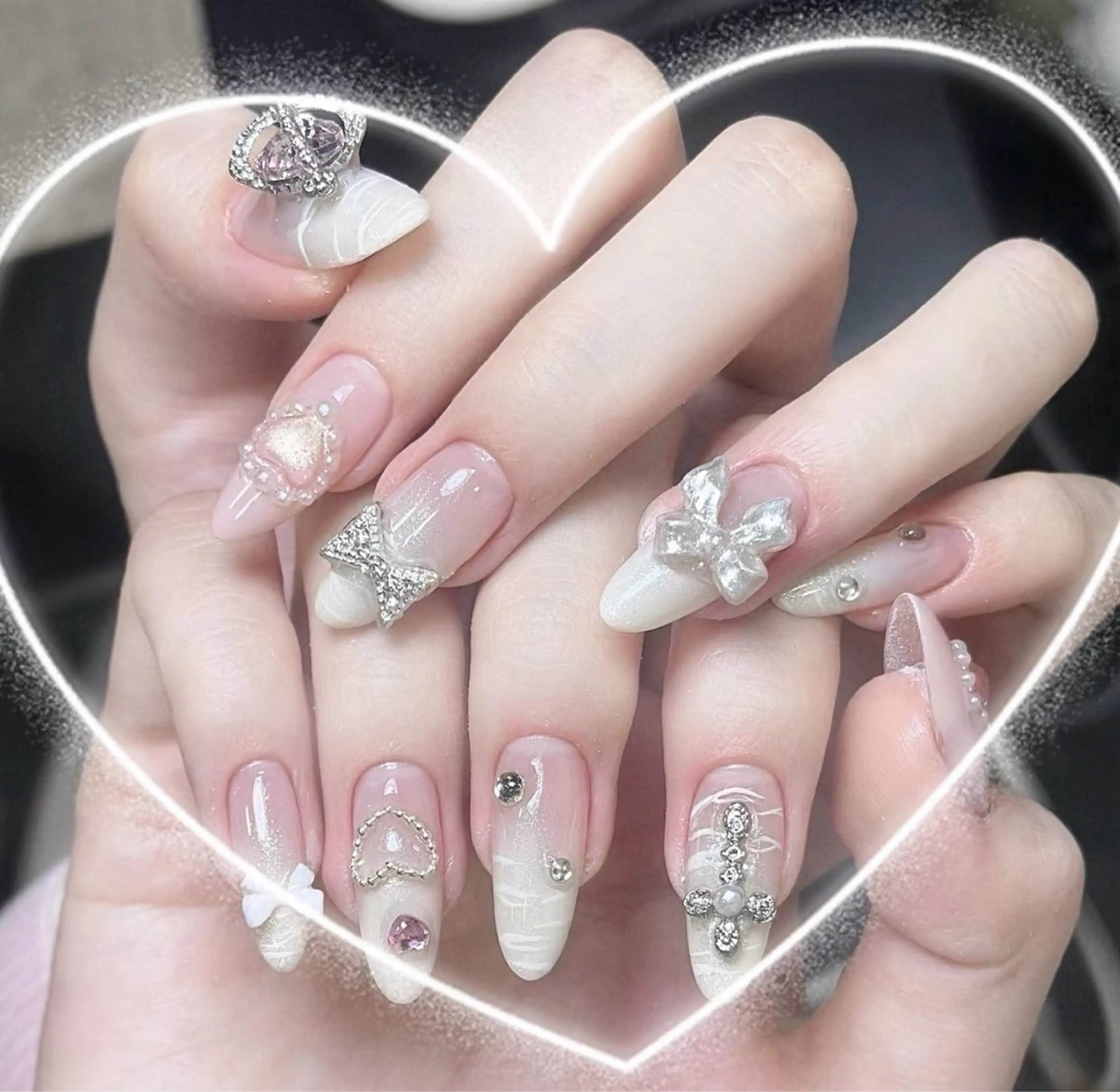ネイル ハンドネイル WO MIAO💎のネイルデザイン