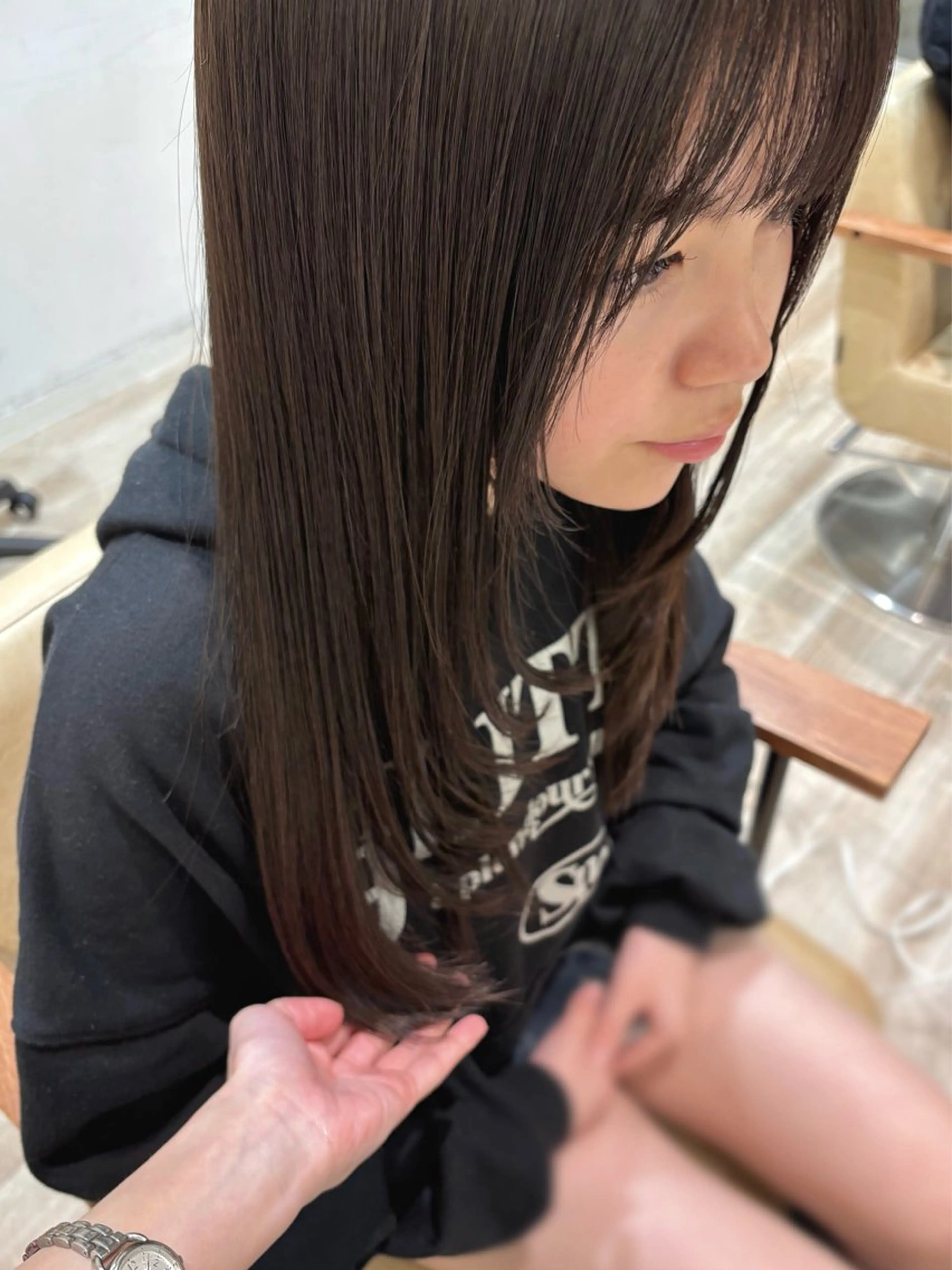 ロング 顔まわりレイヤー 顔周りカット レイヤーカット ロング カット ✧HINA✧ 韓国風/レイヤーのヘアスタイル