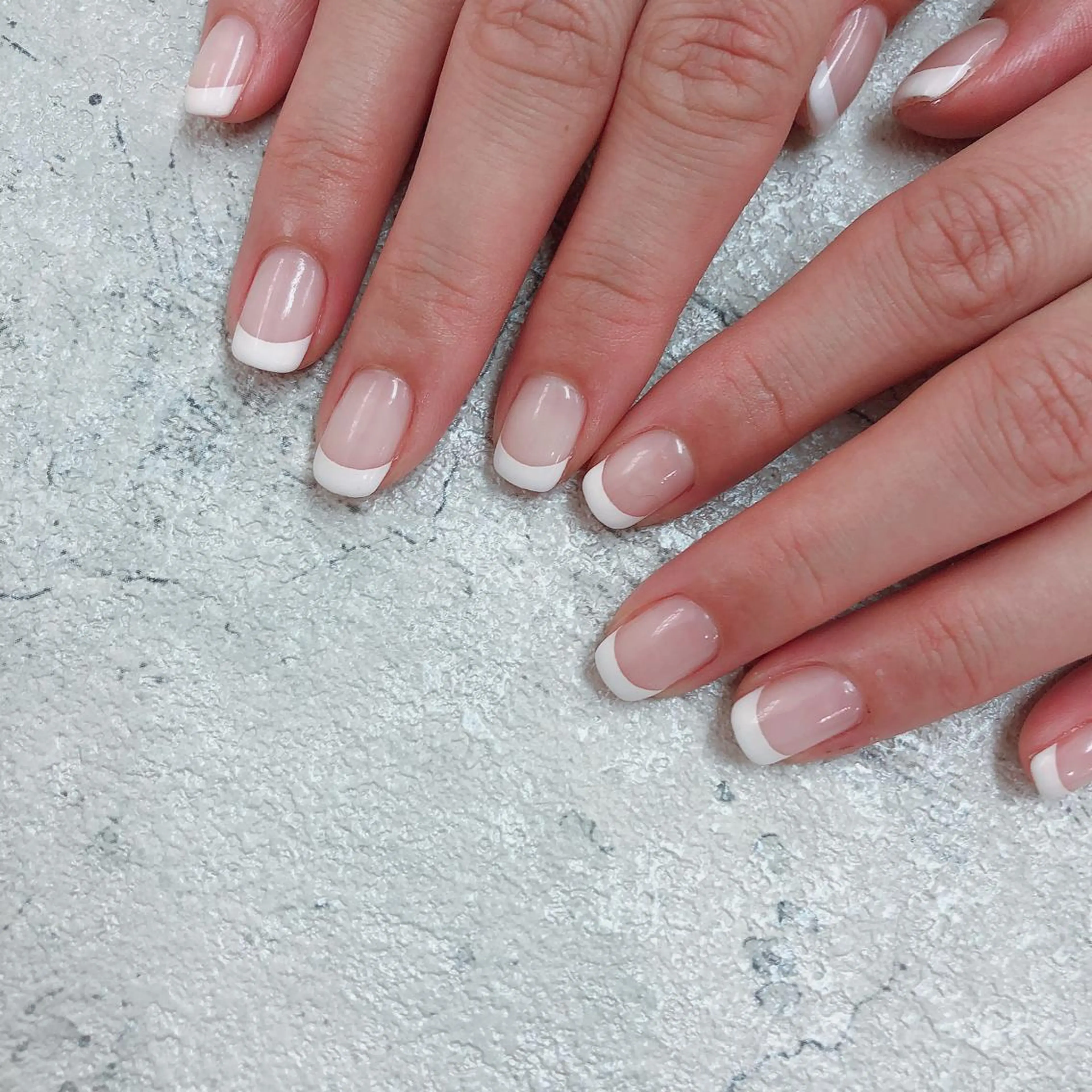 ネイル フレンチネイル Nonche 大阪梅田店のネイルデザイン