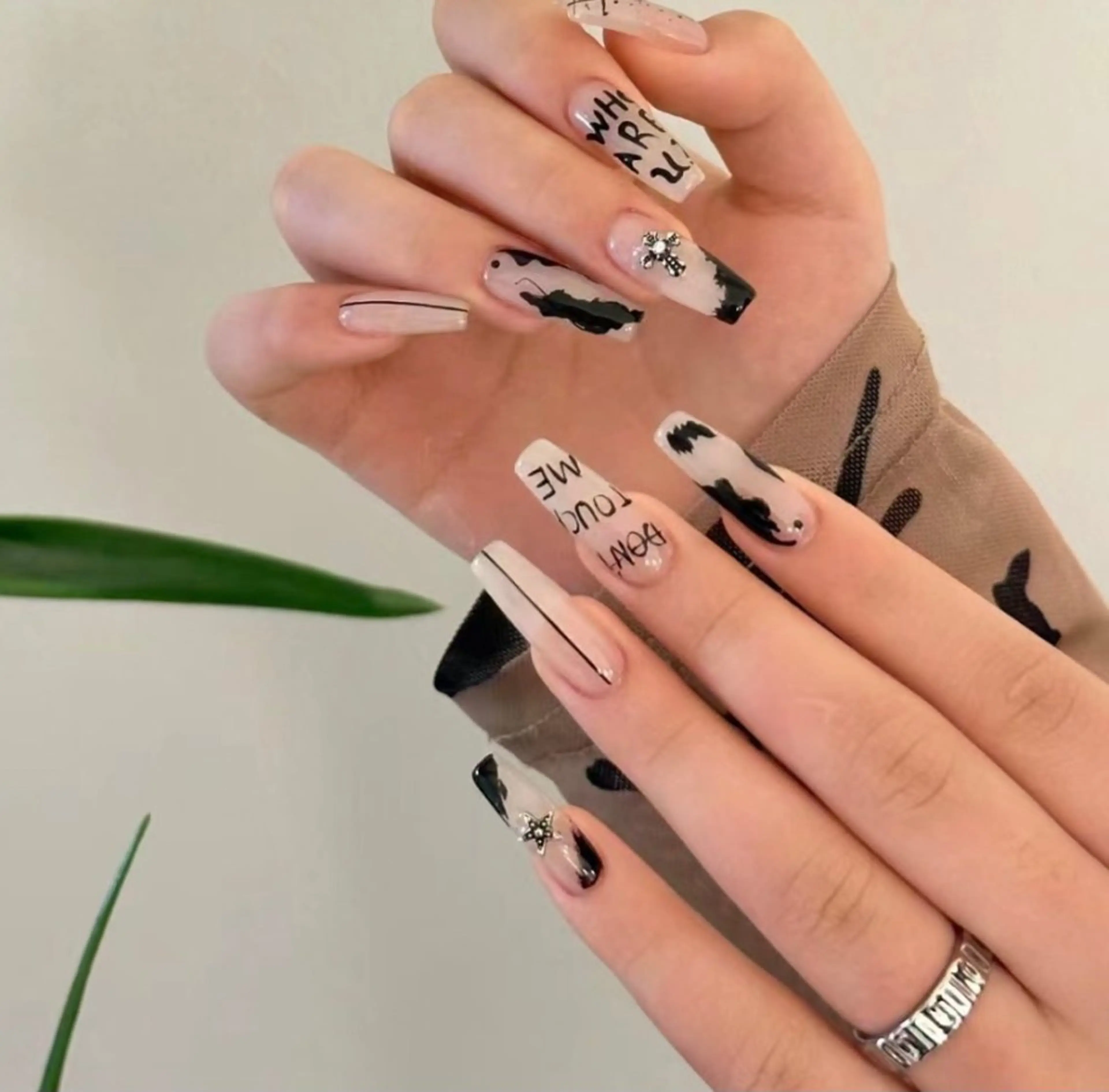 ネイル ハンドネイル D-BEAUTY Nailsalonのネイルデザイン