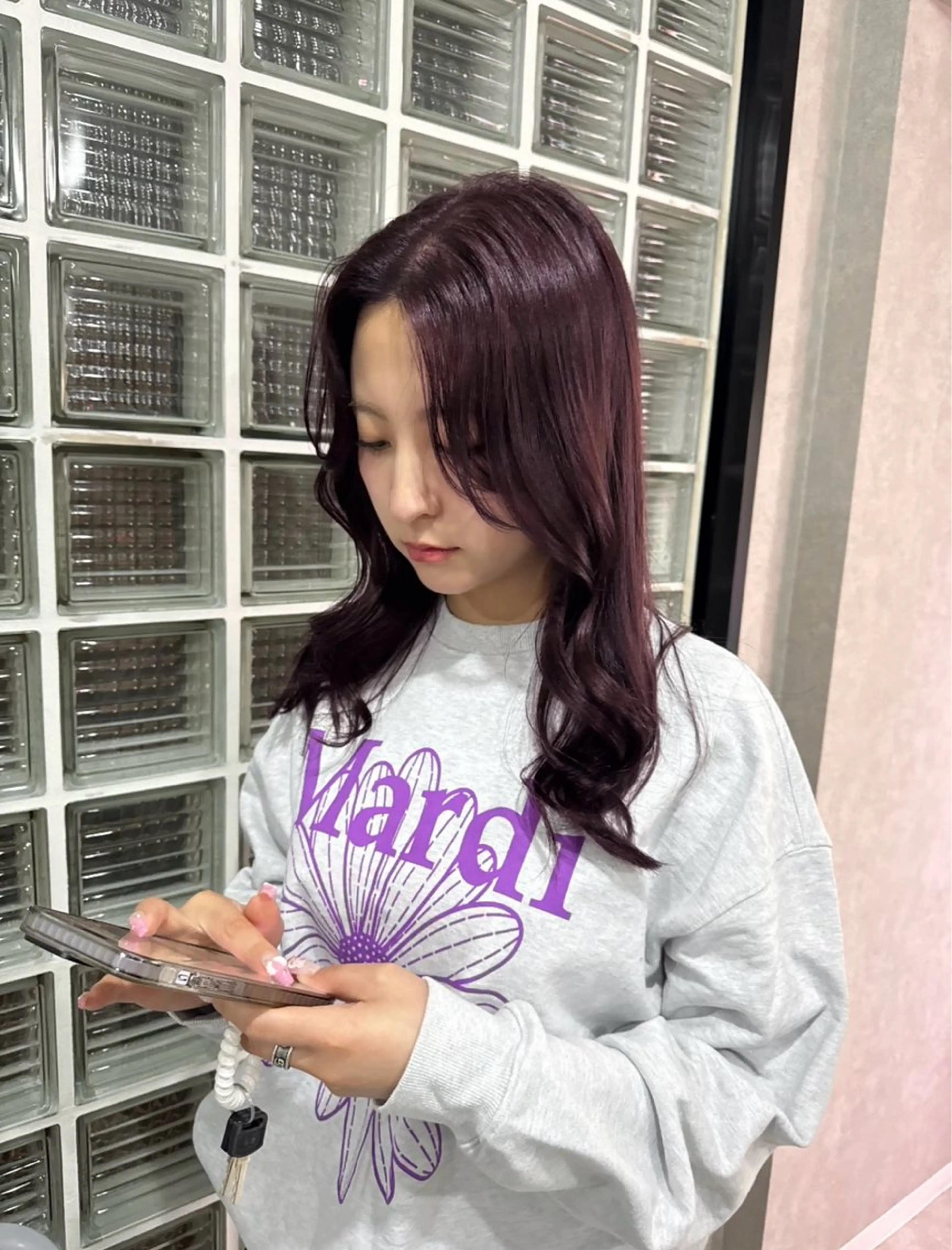 ロング カラー アッシュ アッシュブラウン ベージュカラー 黒髪 ブリーチ カット ヘアカラー トリートメント 赤み無し柔らかカラー 【梅田】madokaのヘアスタイル