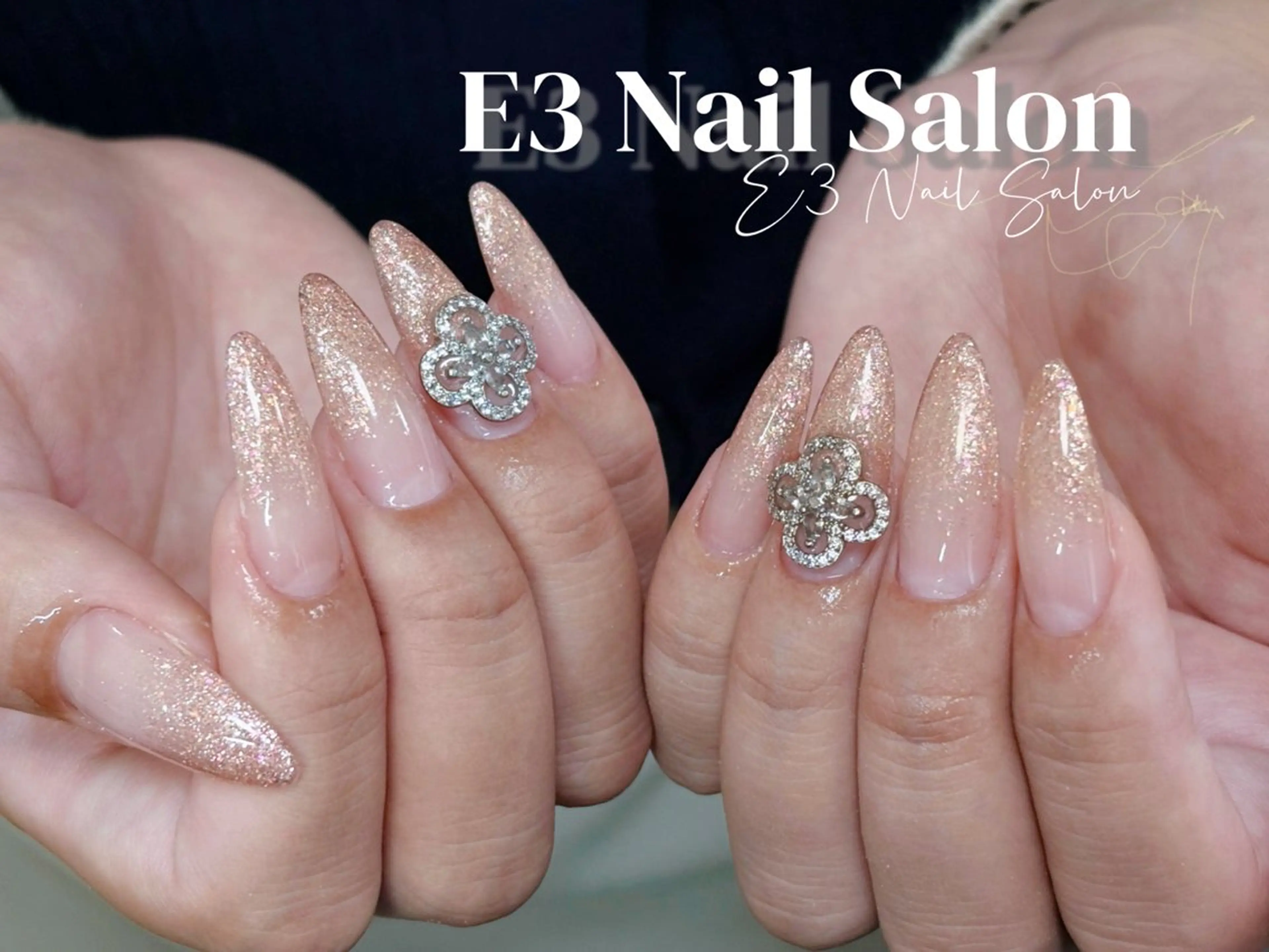 ネイル 桜ネイル フレンチネイル ジェルネイル ガラスフレンチ グラデーション ハンドネイル E3 Nail Salonのネイルデザイン
