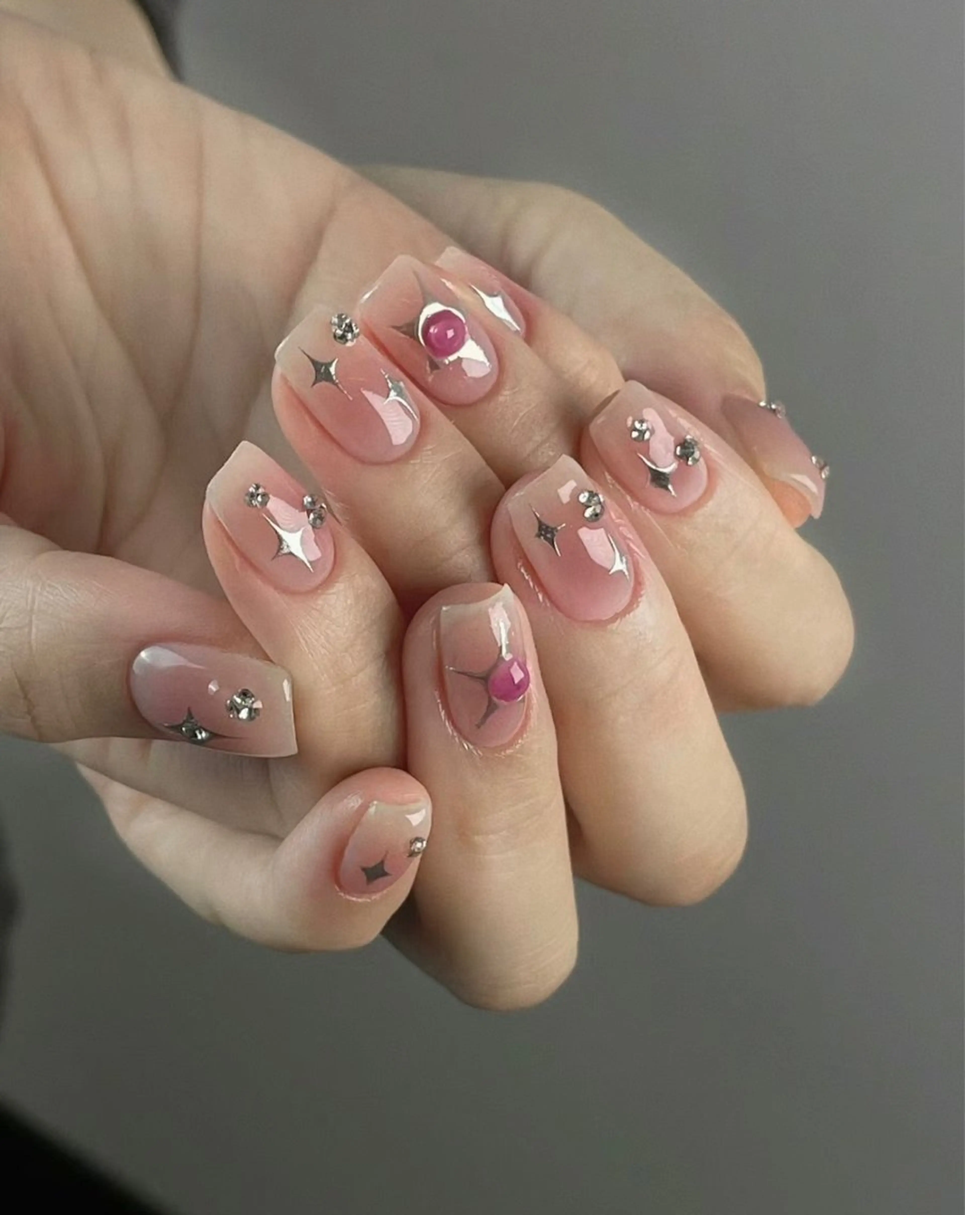 ネイル ハンドネイル ハンドケア 🍑 momo_nailのネイルデザイン