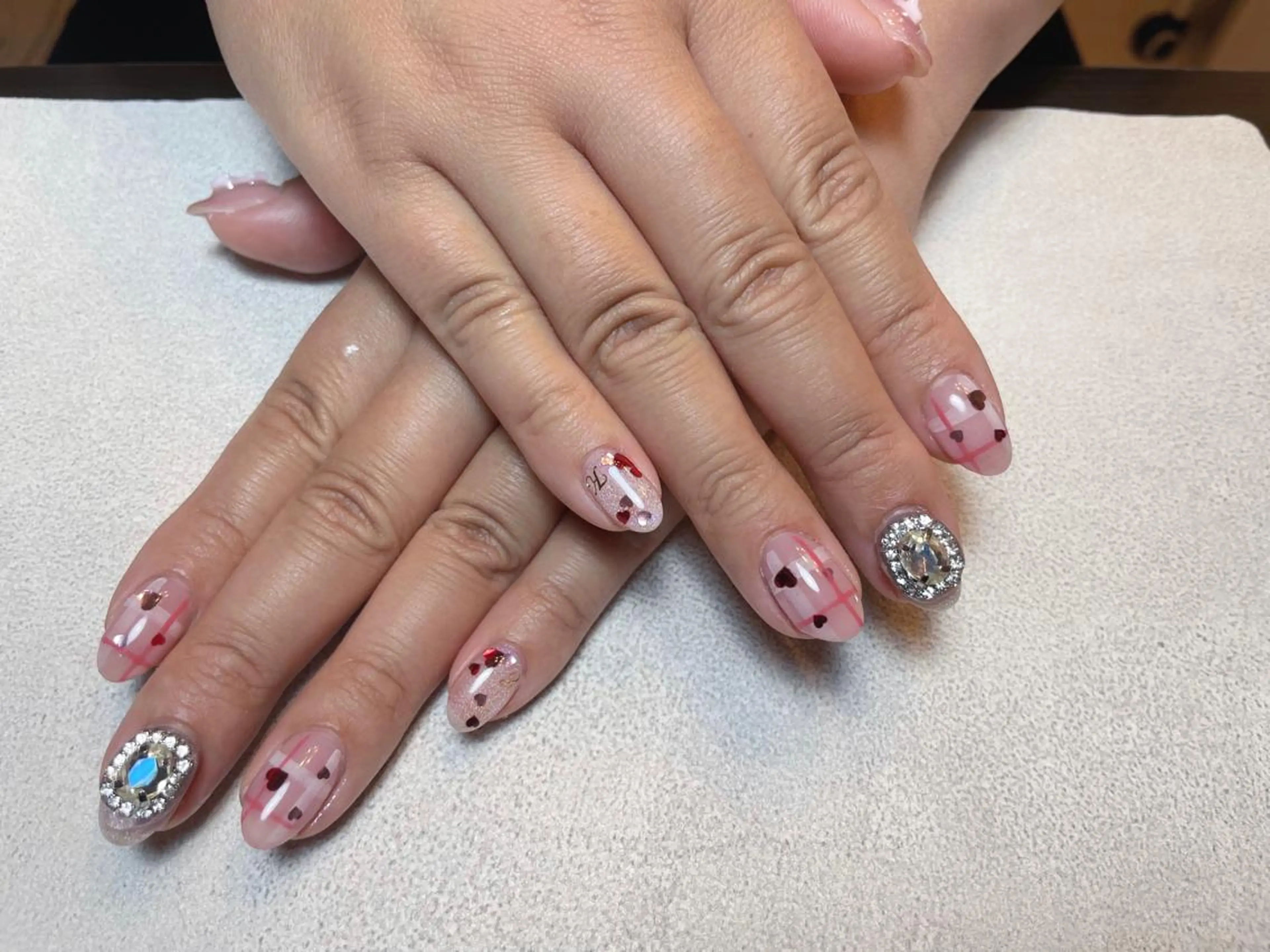 ネイル ジェルネイル ハート ホログラムネイル マグネットネイル パラジェル ハンドネイル BLANC.nail所属・BLANC.nail yuuのネイルデザイン