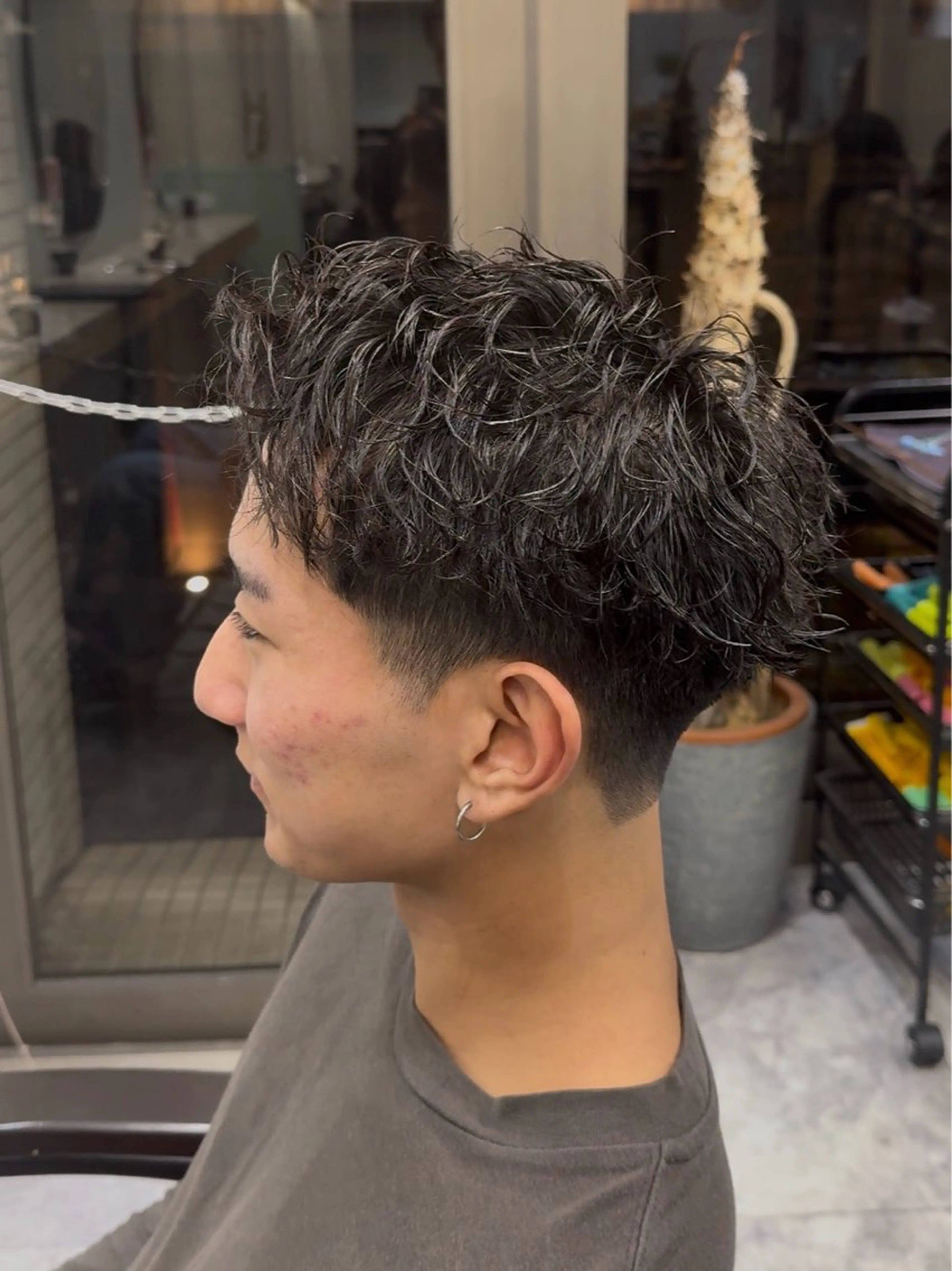 ショート パーマ メンズ メンズパーマ スパイキーショート ショートヘア カット パーマ 杉村 一輝のヘアスタイル