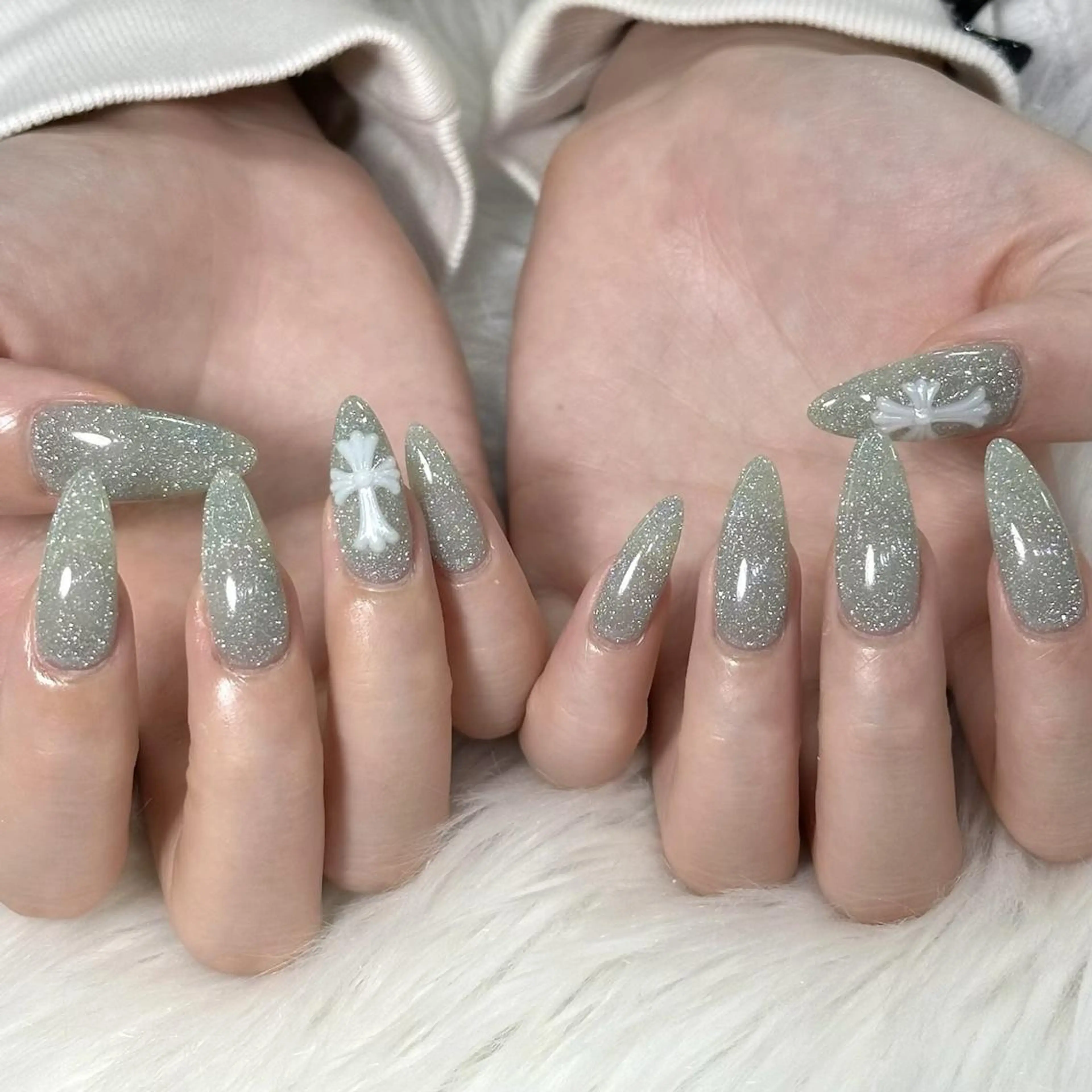 ネイル ❤️💛REBEST 京橋　nailのネイルデザイン