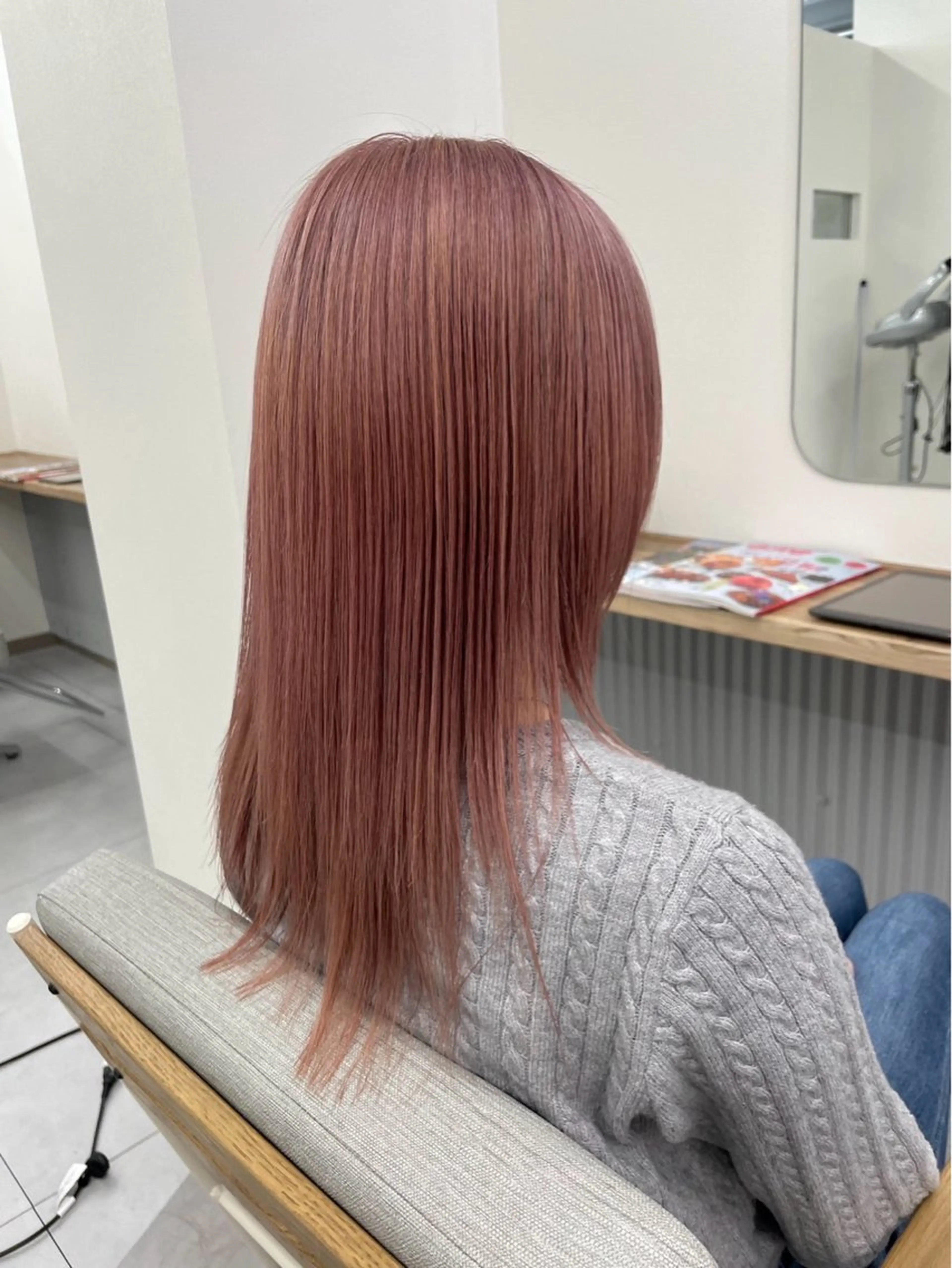 ロング カラー Era　酒井秀則 【松山市駅徒歩1分】のヘアスタイル