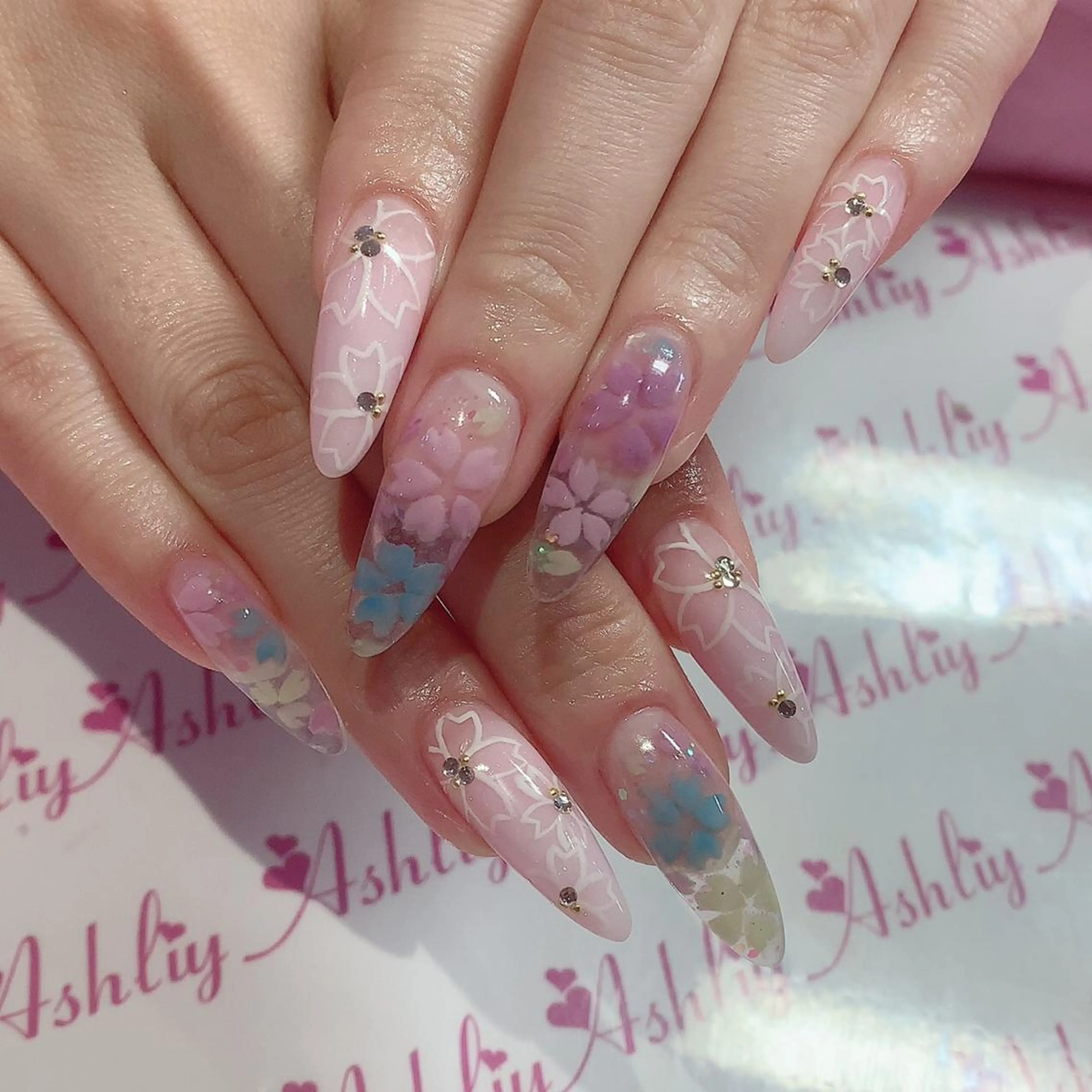 ネイル Ashliy大宮♡ アシュリーのネイルデザイン