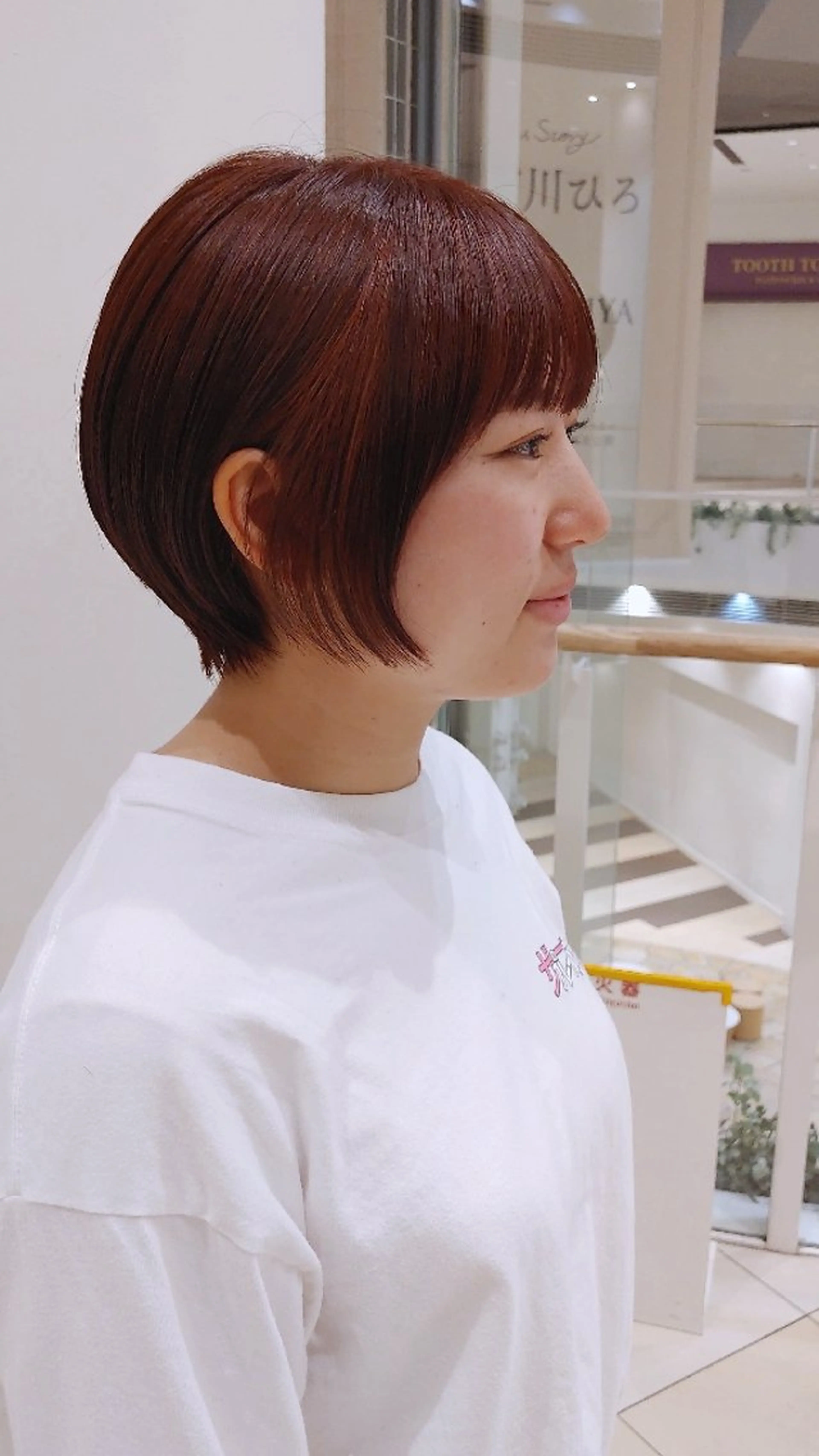 ショート ホリウチ ユキエのヘアスタイル