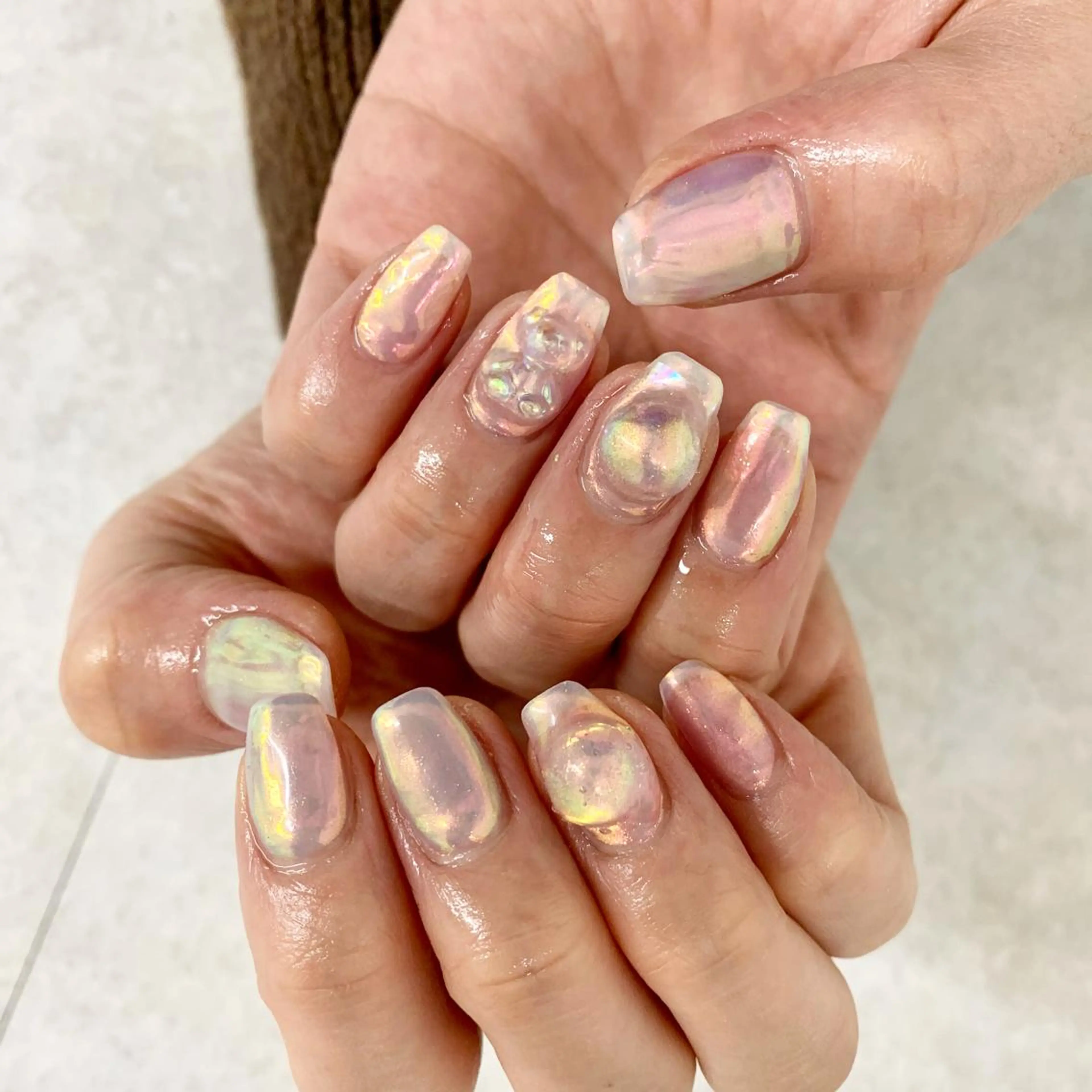 ネイル オーロラネイル 氷ネイル・うるうるネイル 韓国ネイル 春ネイル pu muのネイルデザイン