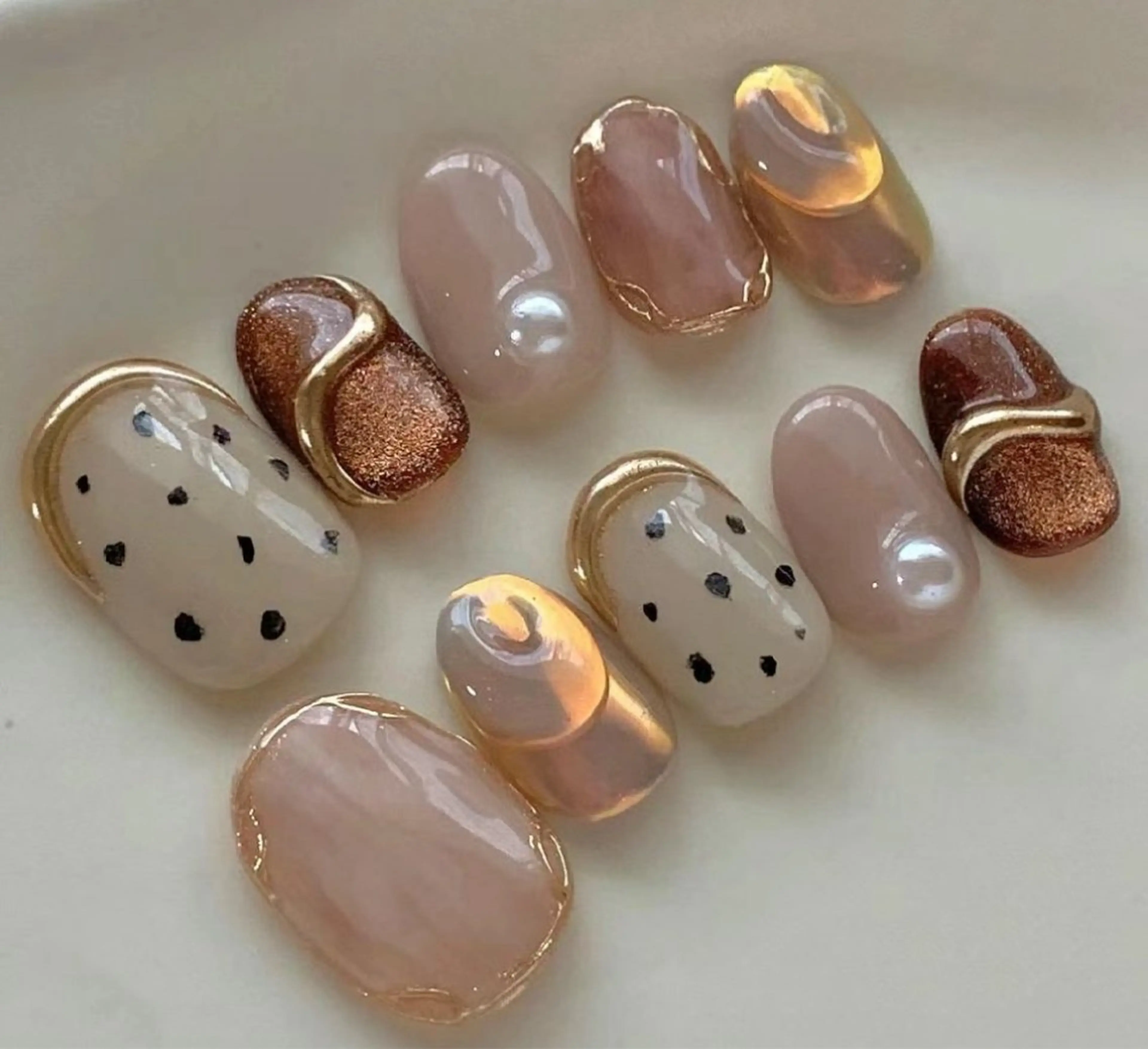 ネイル 水野 小雪のネイルデザイン