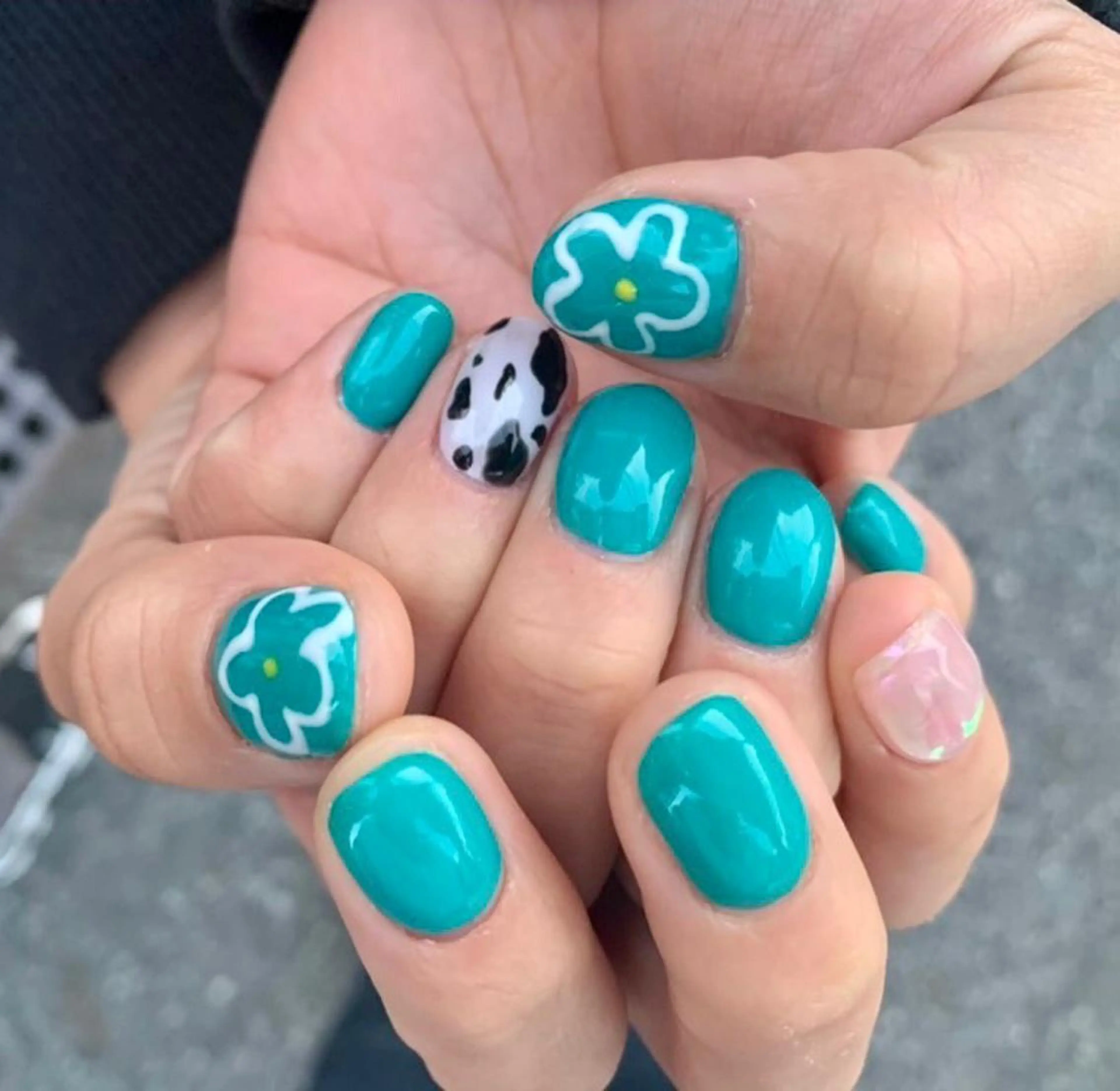 キッズ ネイル グリーン 氷ネイル・うるうるネイル 持ち込み ショートネイル ハンドネイル おうちネイルサロン RINAのその他イメージ