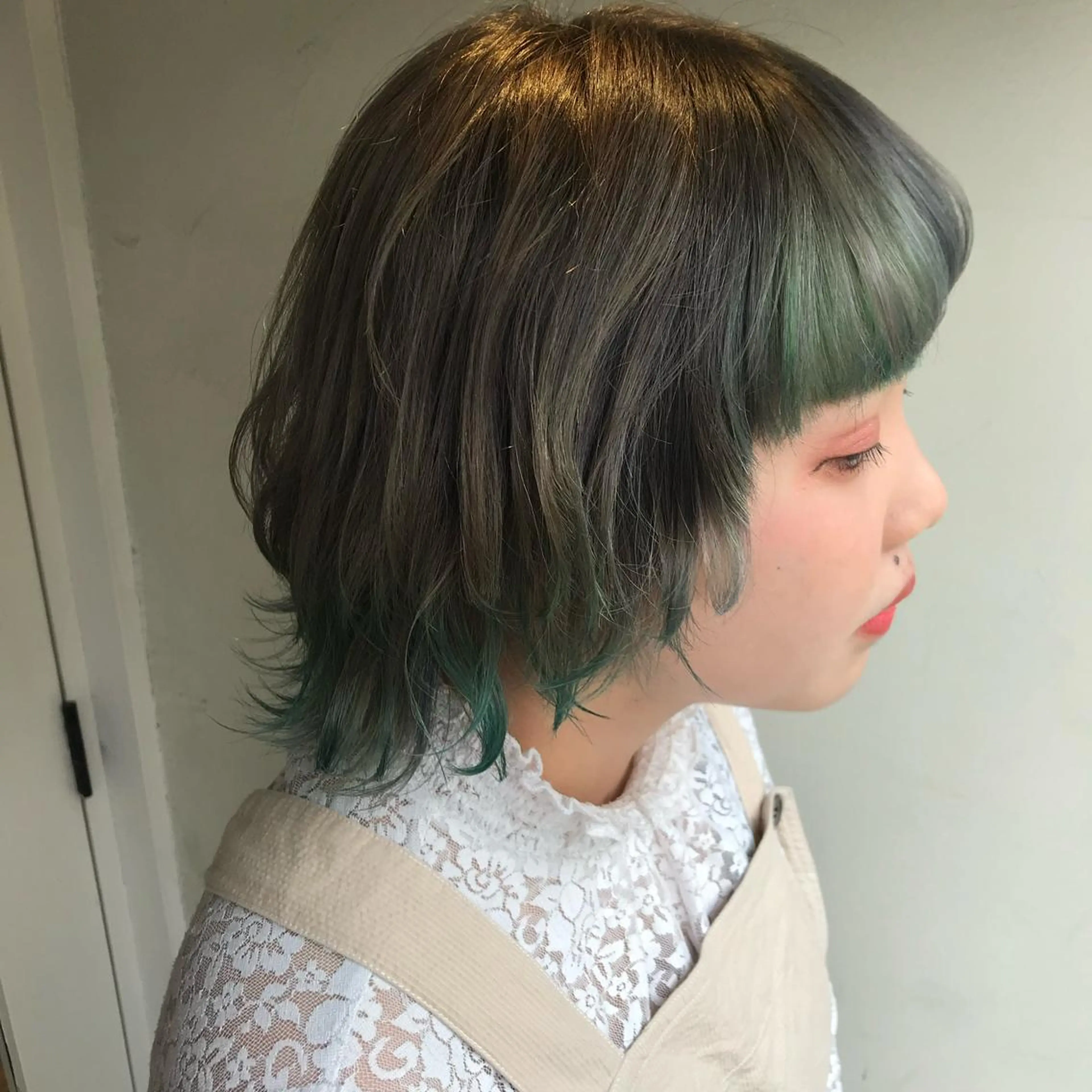 ショート カラー カット ヘアカラー トリートメント VIE.ORNER土気あすみが丘店所属・口コミ140件超え 💬☘️笹岡航太のヘアスタイル