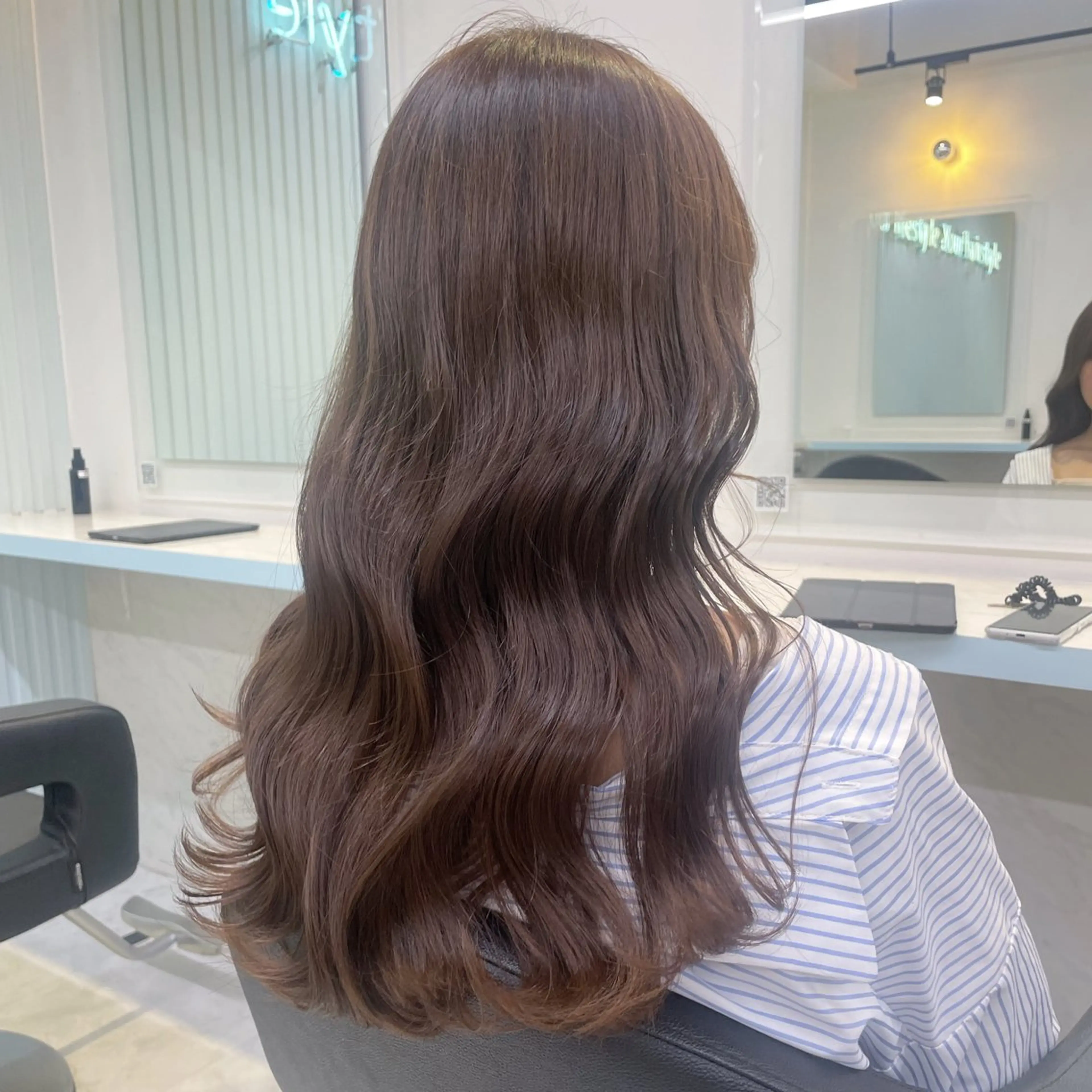 セミロング カラー カット ヘアカラー 【美髪矯正/絹髪】 🎀hinano🎀のヘアスタイル