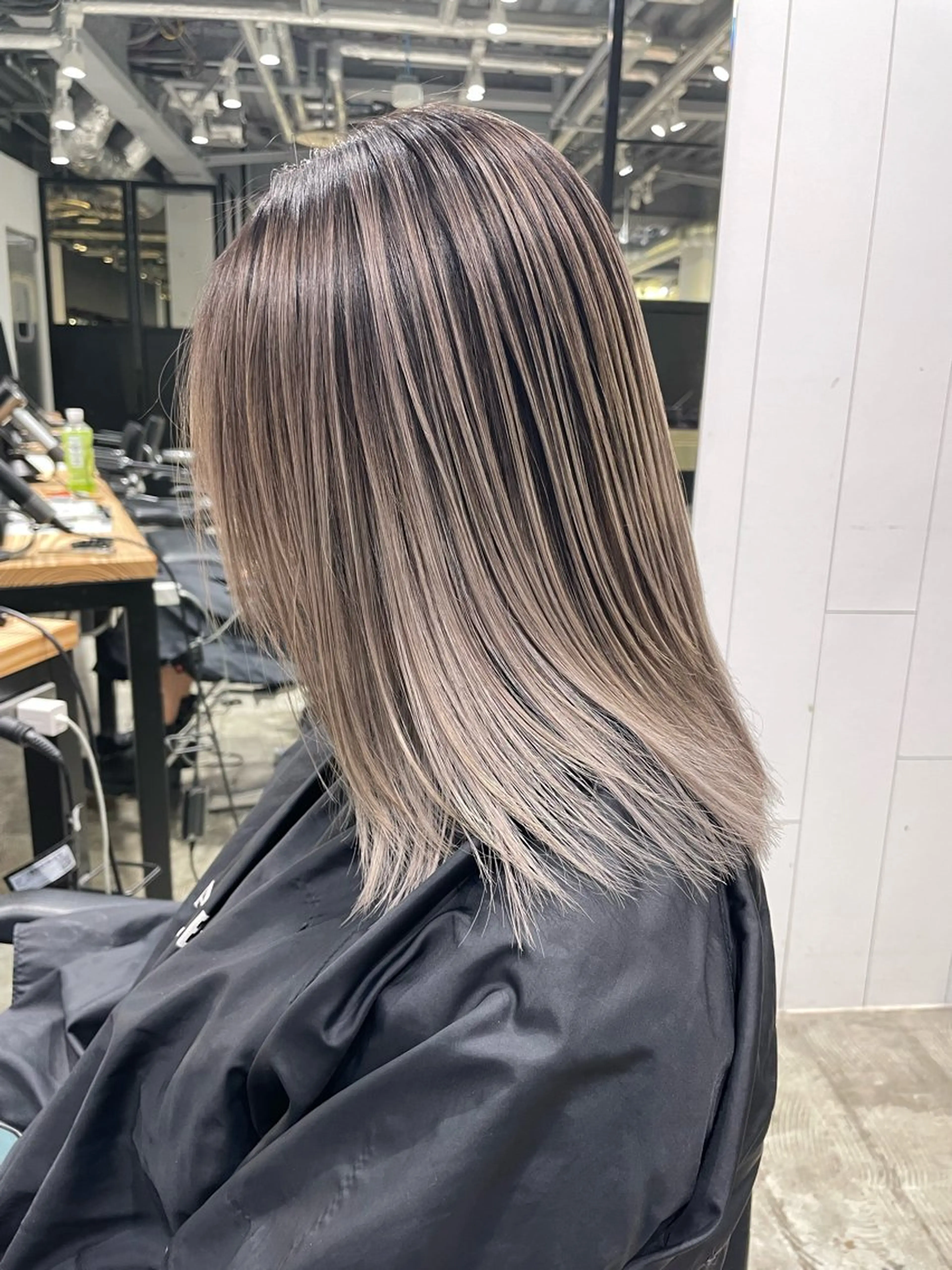 ロング カラー カット 池谷 玲哉のヘアスタイル