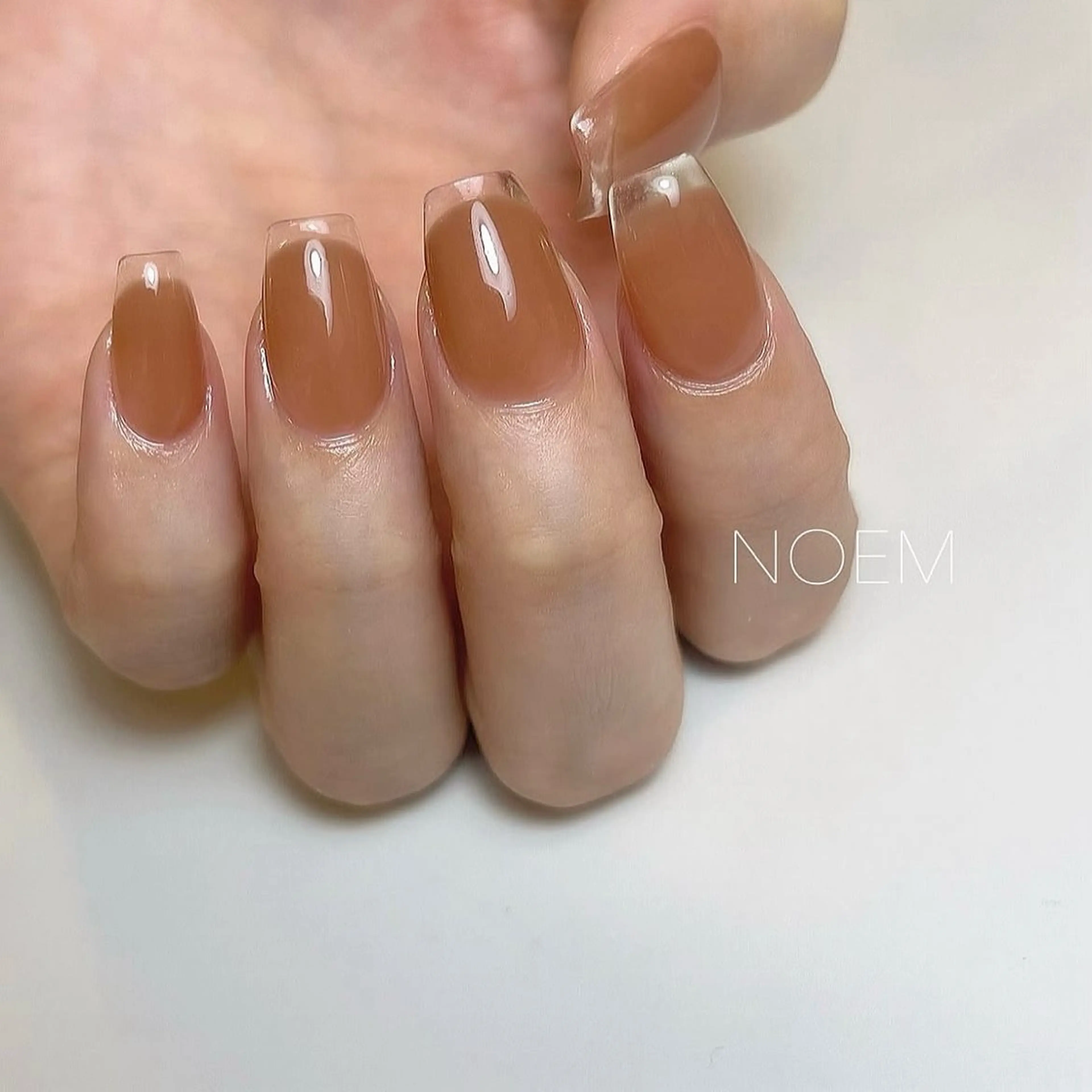 ネイル クリアネイル フレンチネイル YUKARI NOEMのネイルデザイン