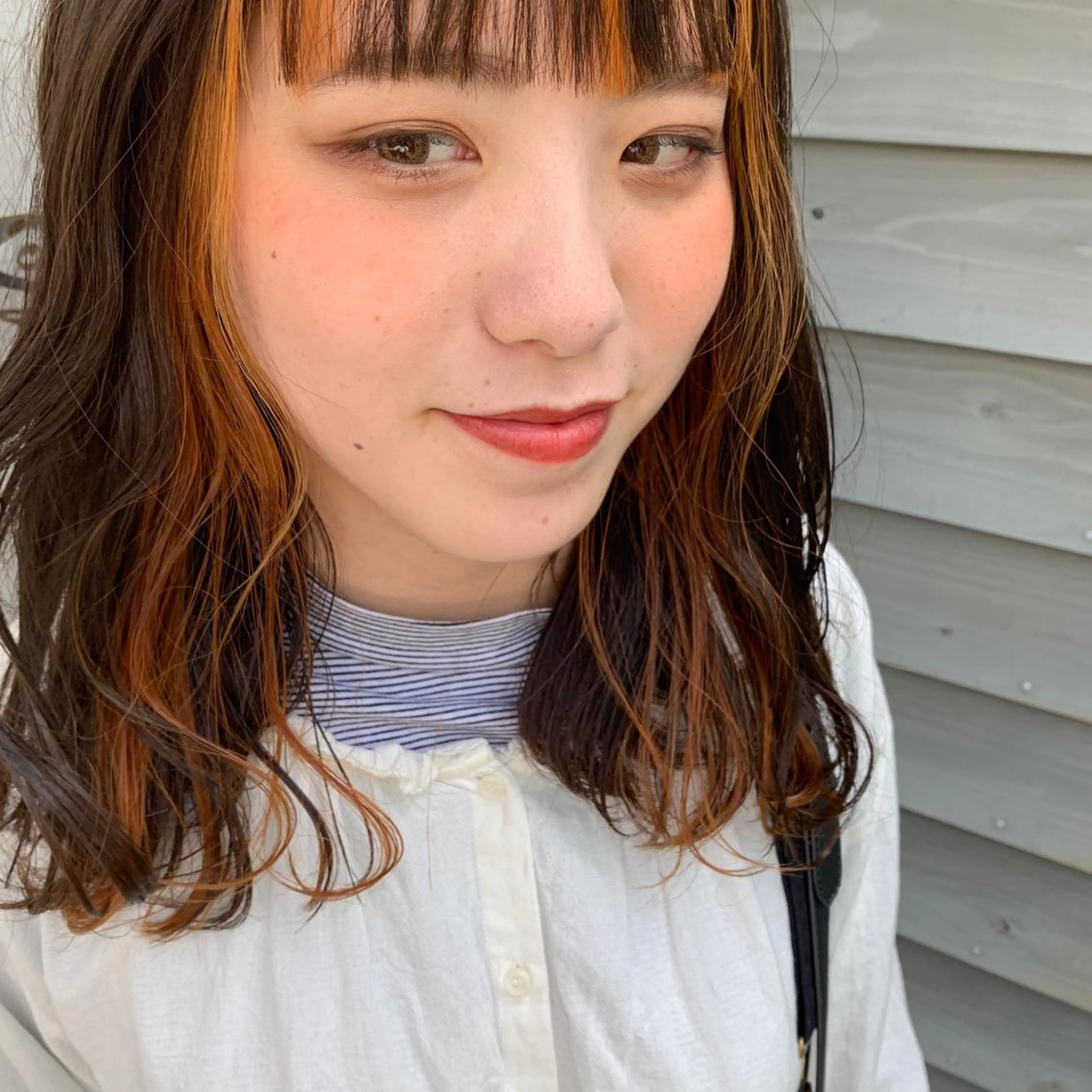 ミディアム カラー botan KOZUEのヘアスタイル