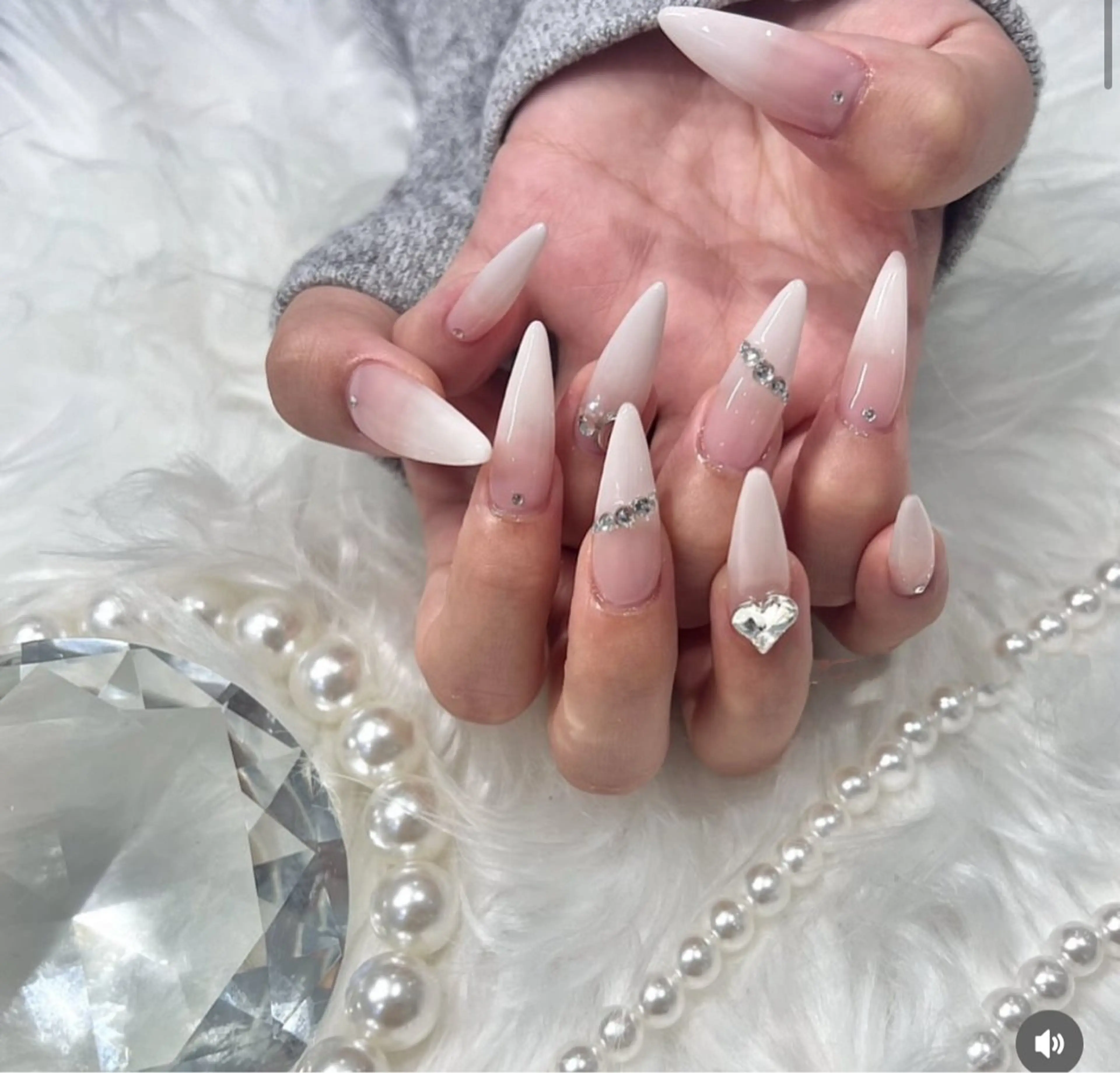 ネイル ハンドネイル Doris Nail Salonのネイルデザイン