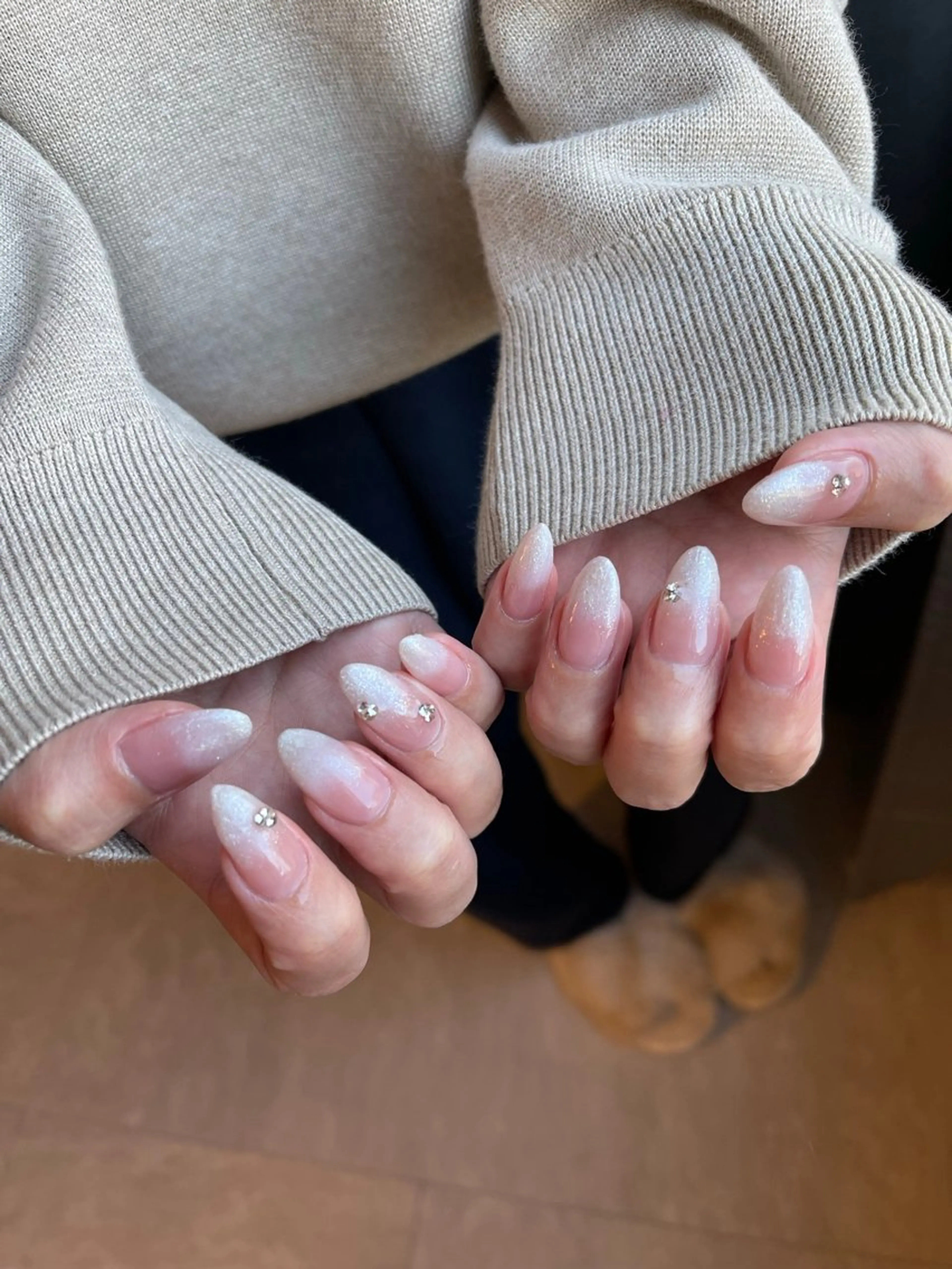 ネイル ハンドネイル 鈴木 るなのネイルデザイン