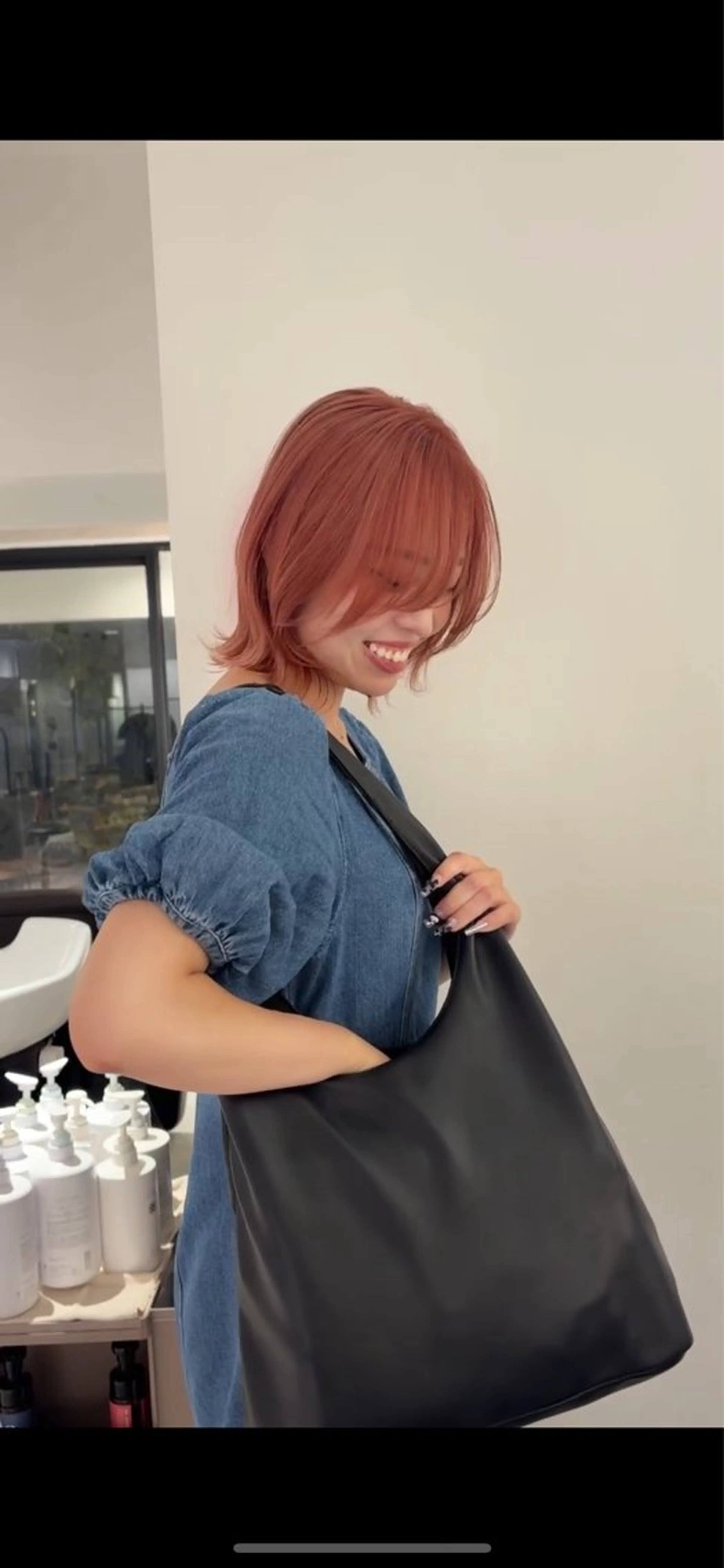 ミディアム UNBIRTHDAY akariのヘアスタイル