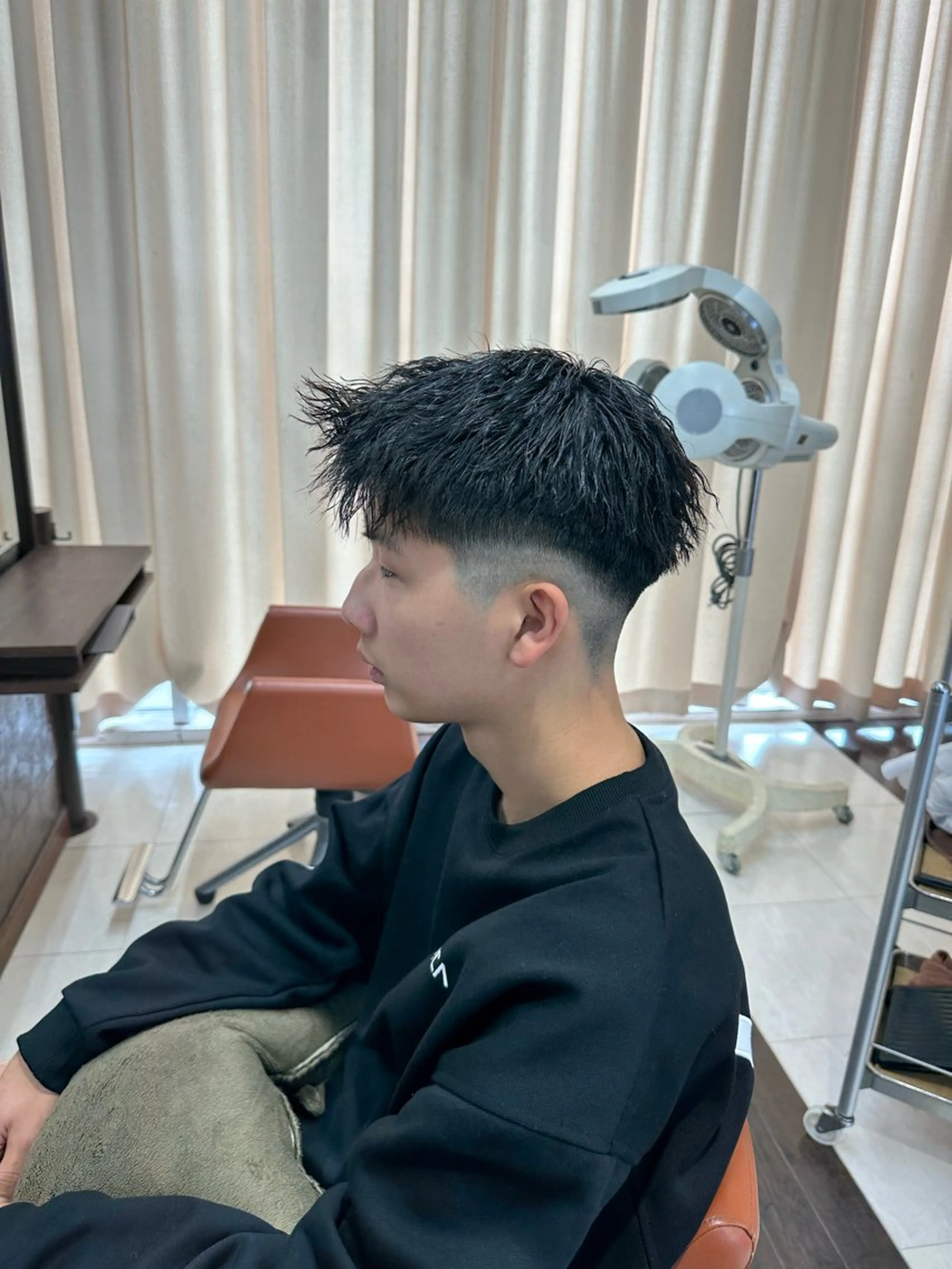 ショート カラー パーマ メンズ メンズパーマ ツイストスパイラルパーマ スパイラルパーマ カット パーマ ヘアセット 毎月230人担当/ メンズヘア/清和武虎のヘアスタイル