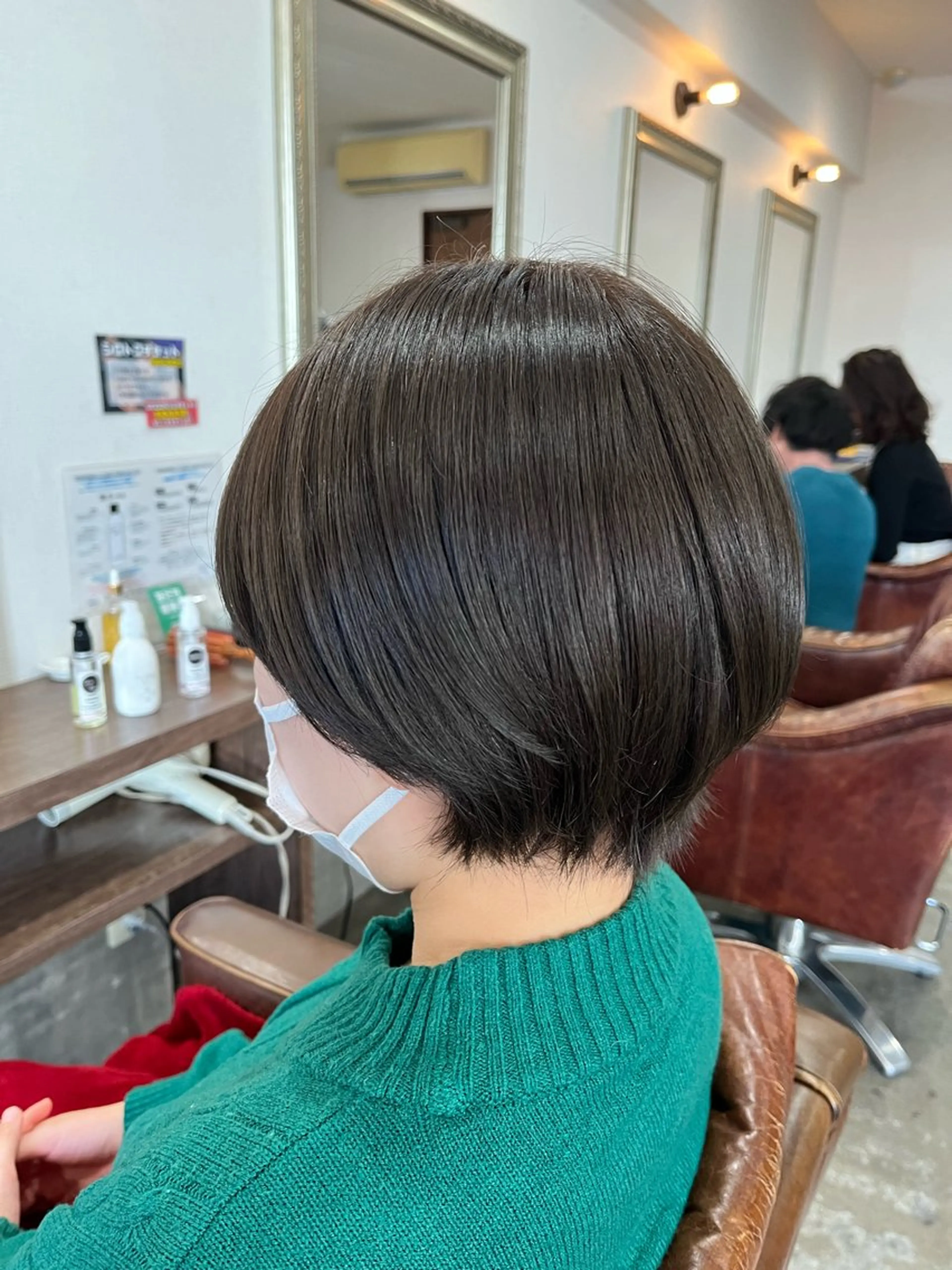 ショート アッシュ 🫧ベージュカラー× レイヤー🫧HARUのヘアスタイル