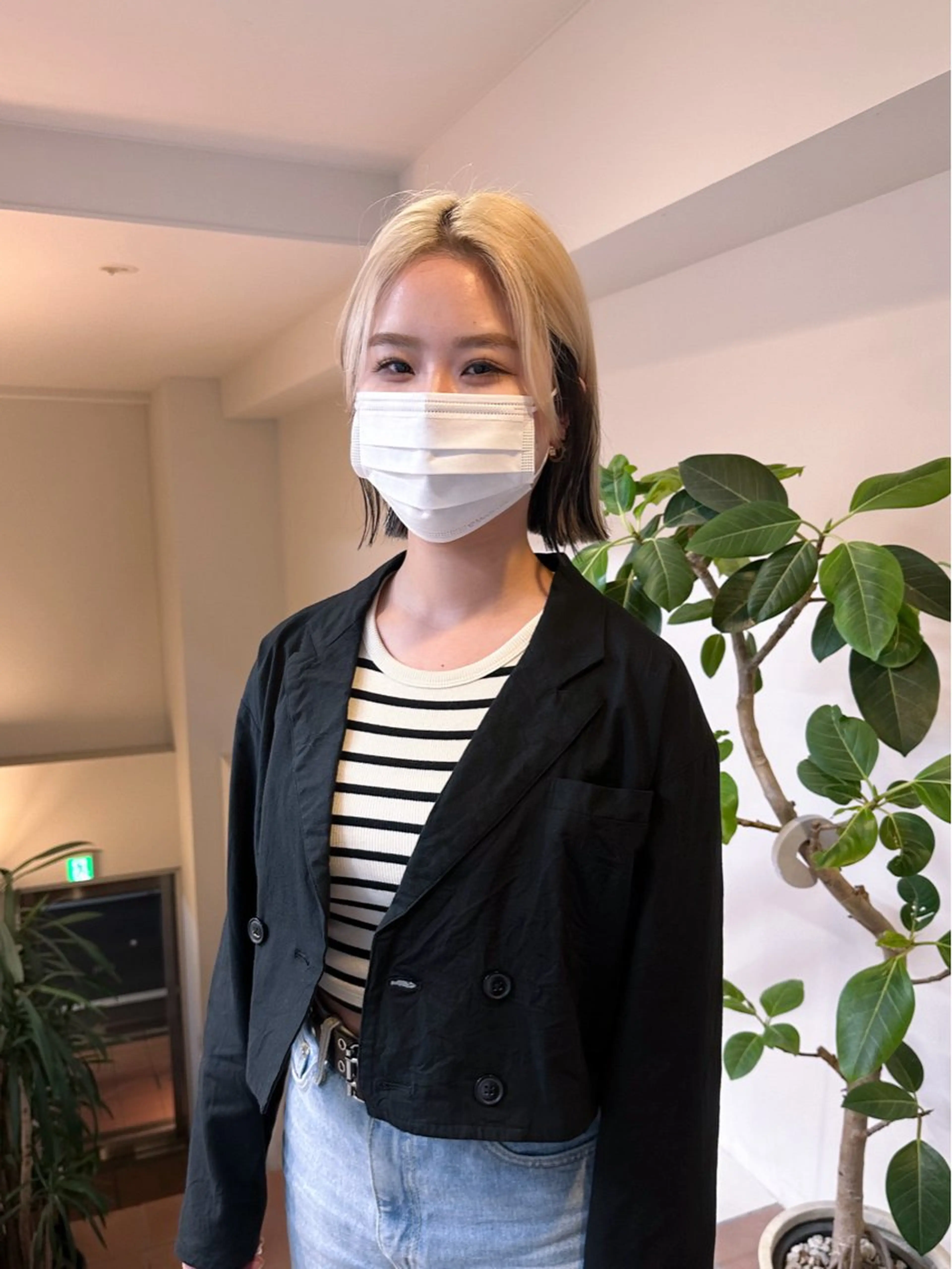 ショート カラー 抜きっぱなしブロンド ブロンド ハイライト🌟/ ボブ/豊田のヘアスタイル