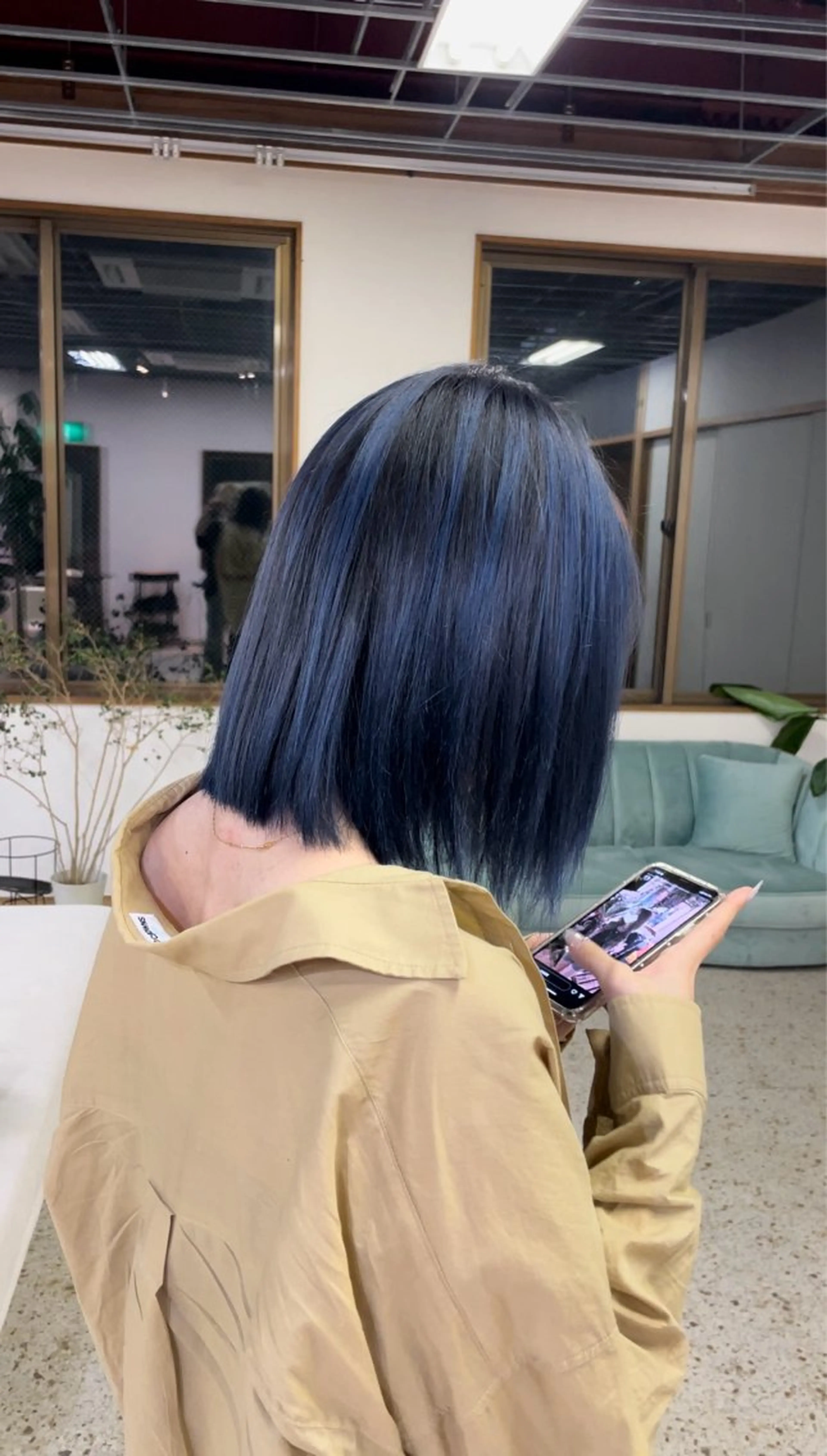 ミディアム 渡邉 怜のヘアスタイル