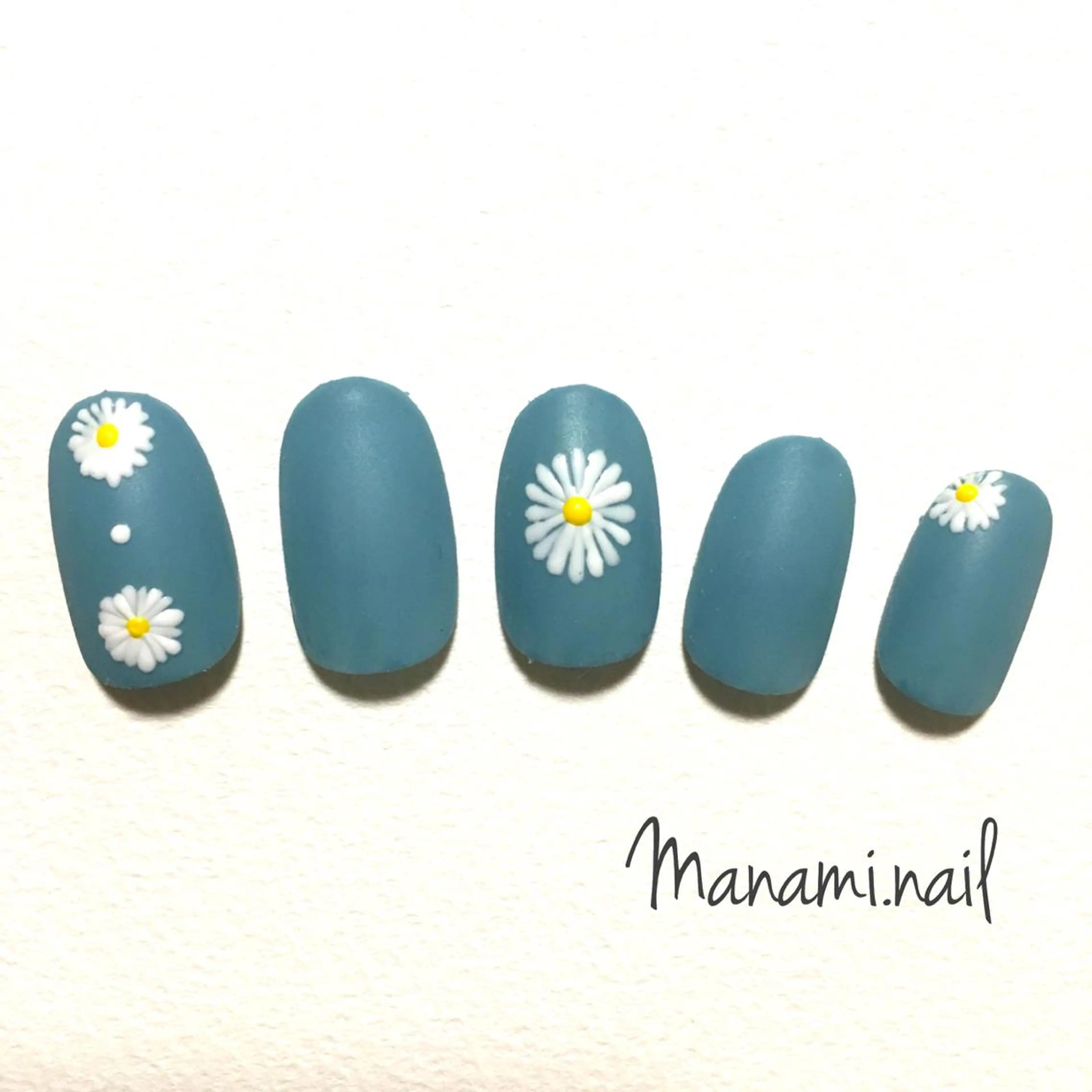 ネイル hrd manamiのネイルデザイン