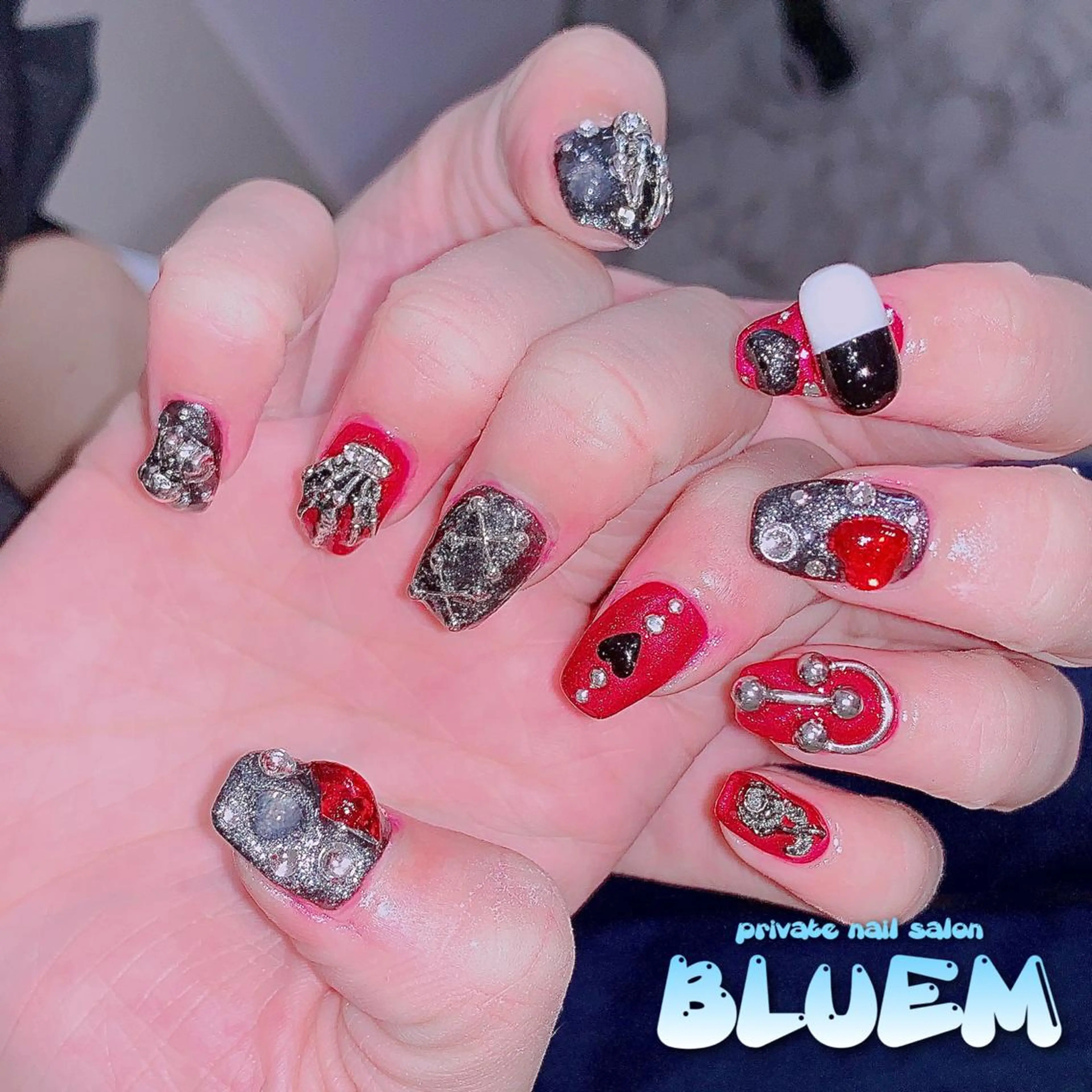 ネイル ハンドネイル BLUEM なな🐶のネイルデザイン