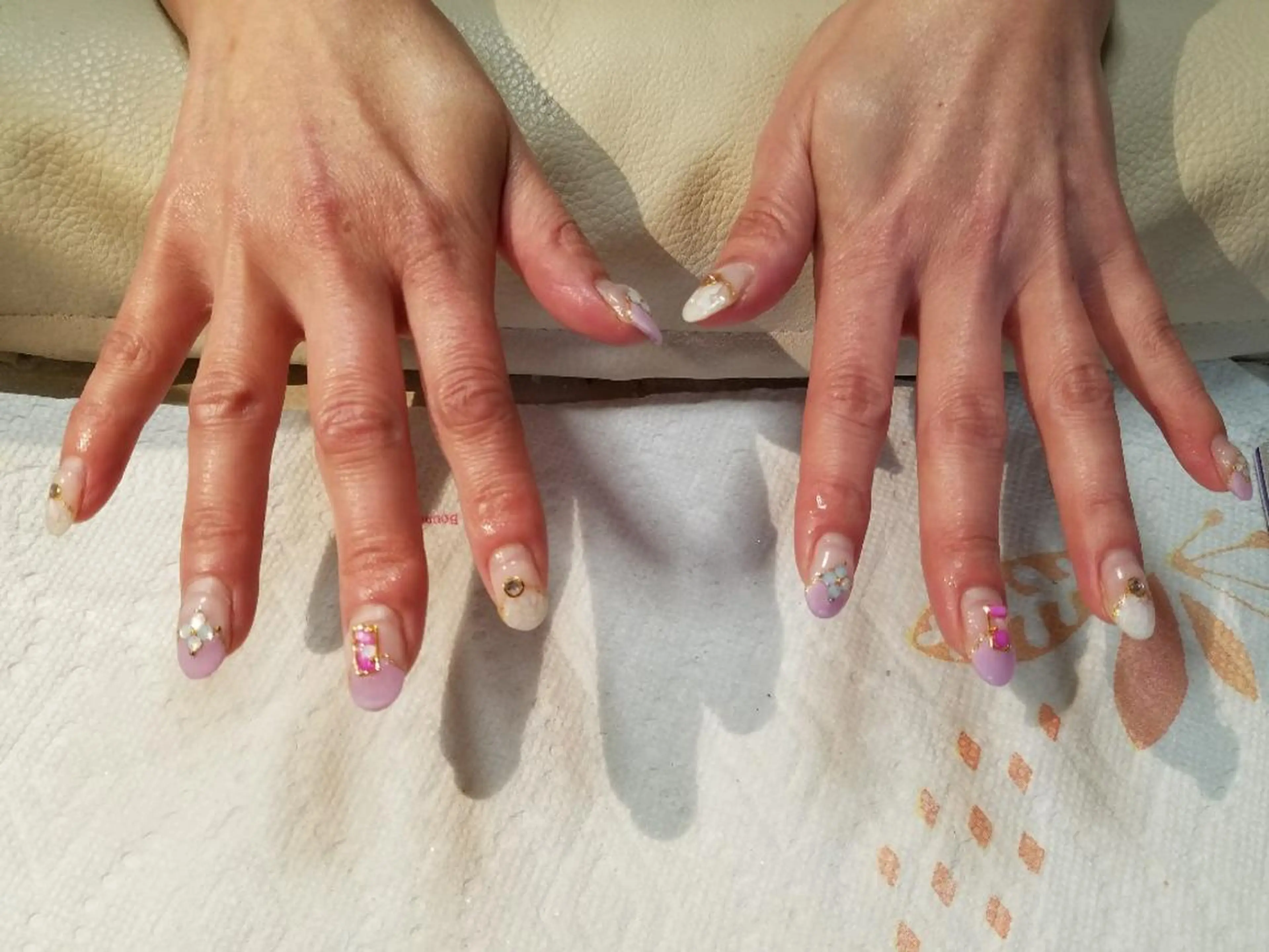 ネイル ＪＥＷＥＬ ＮＡＩＬのネイルデザイン