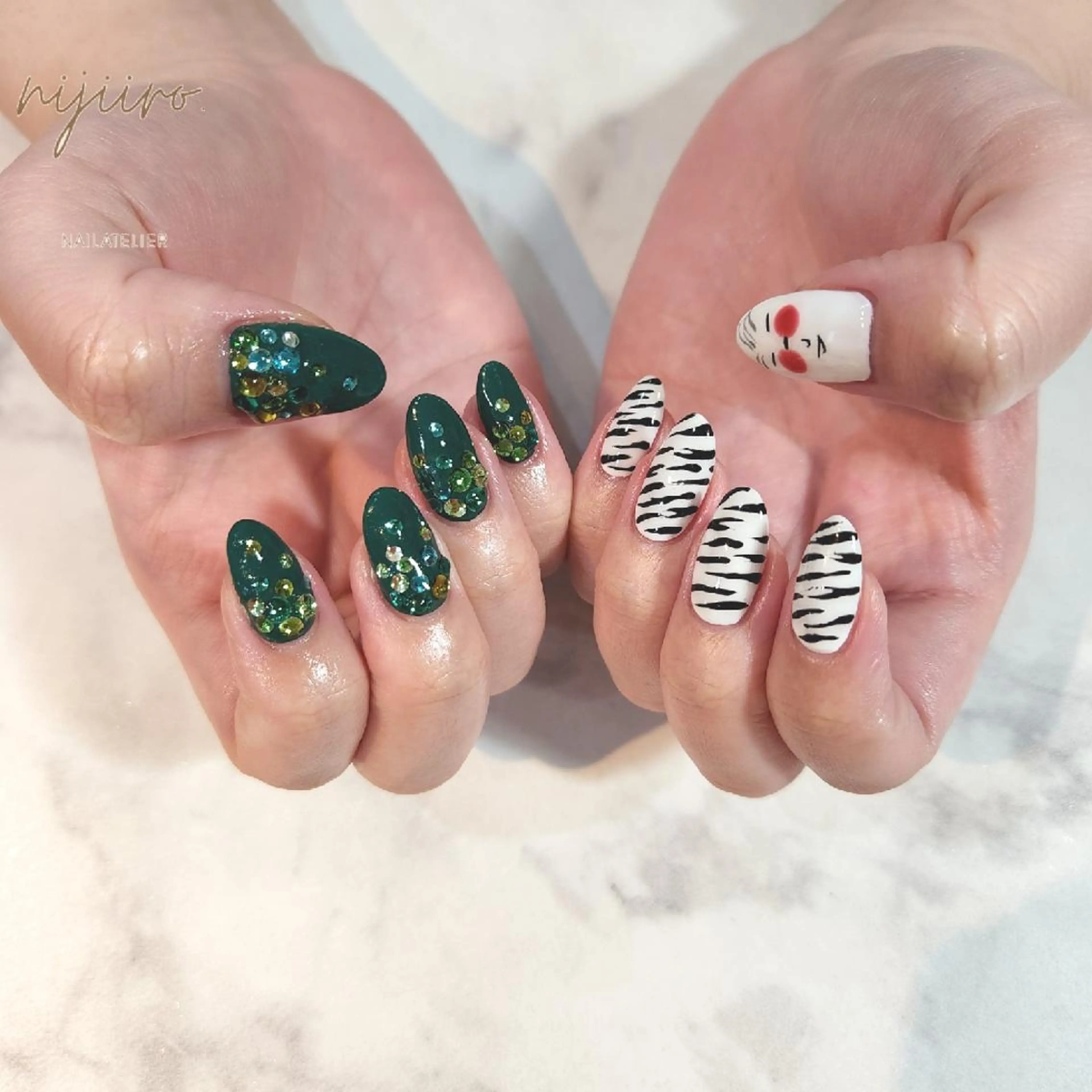 ネイル ハンドネイル nijiiro🌈 サトウのネイルデザイン