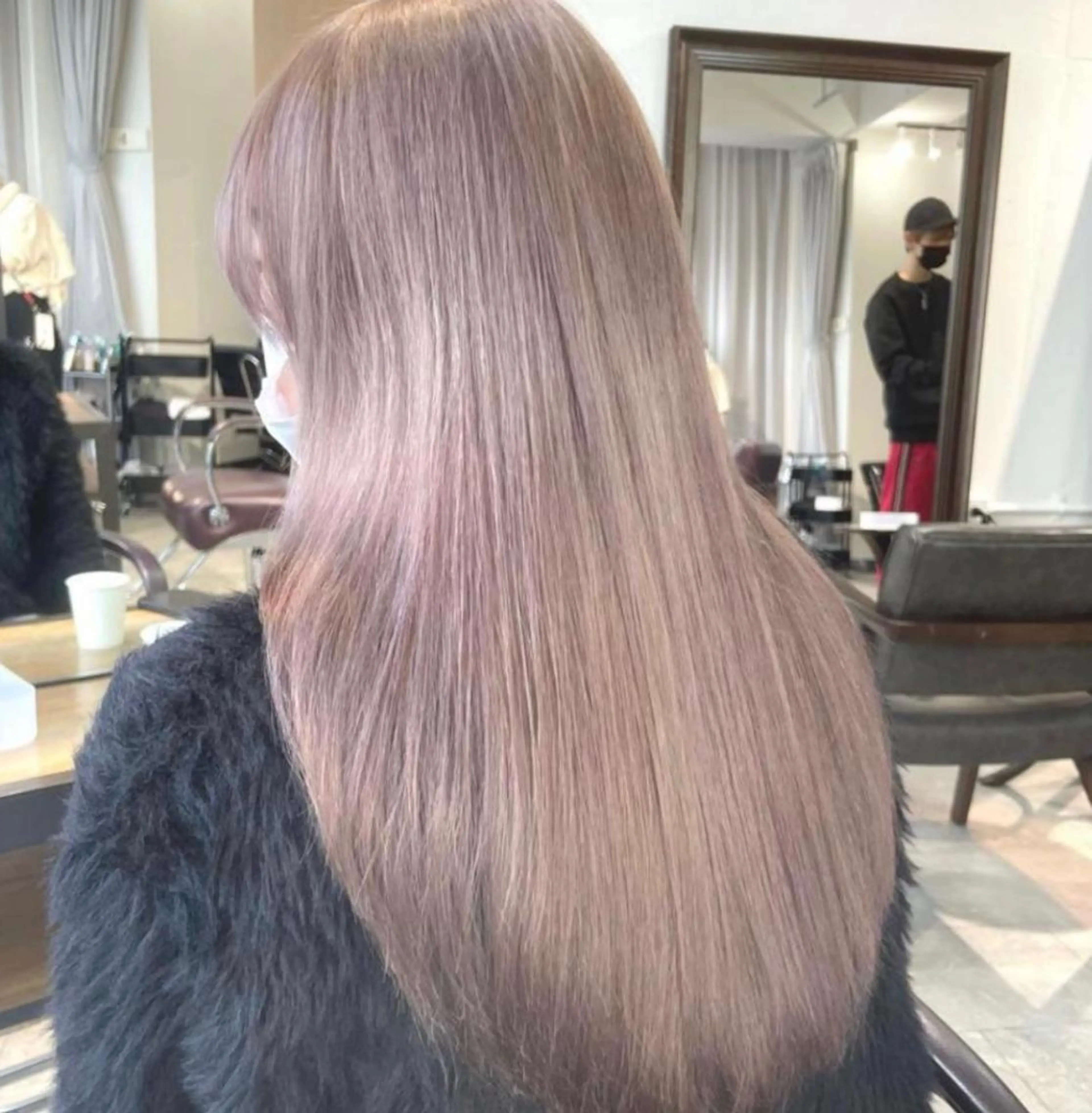 セミロング カラー ヘアアレンジ カット ヘアカラー 🌹TikTok４万 ﾌｫﾛﾜｰ🌹AKIのヘアスタイル