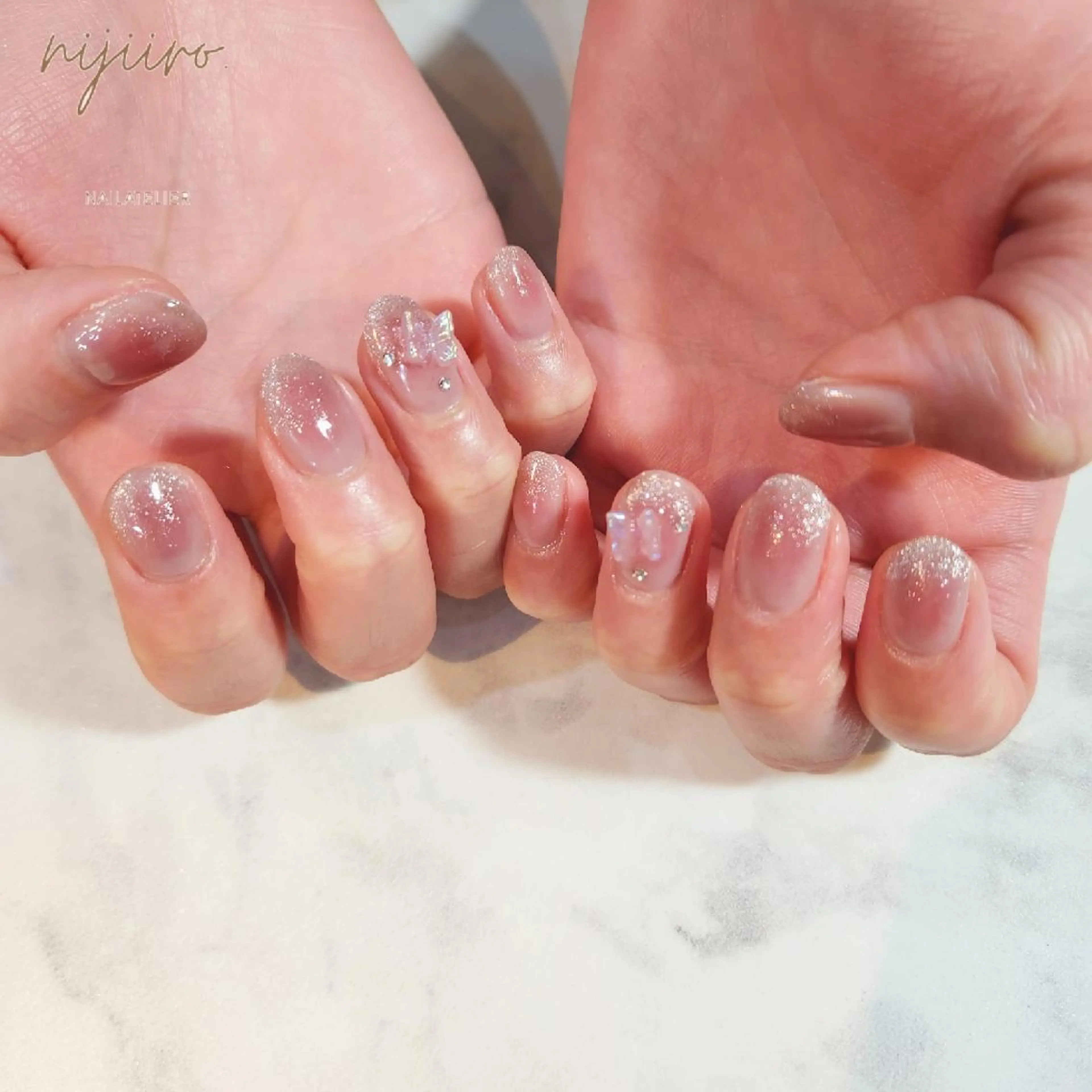 ネイル ハンドネイル nailatelier nijiiro.所属・nijiiro🌈 サトウのネイルデザイン