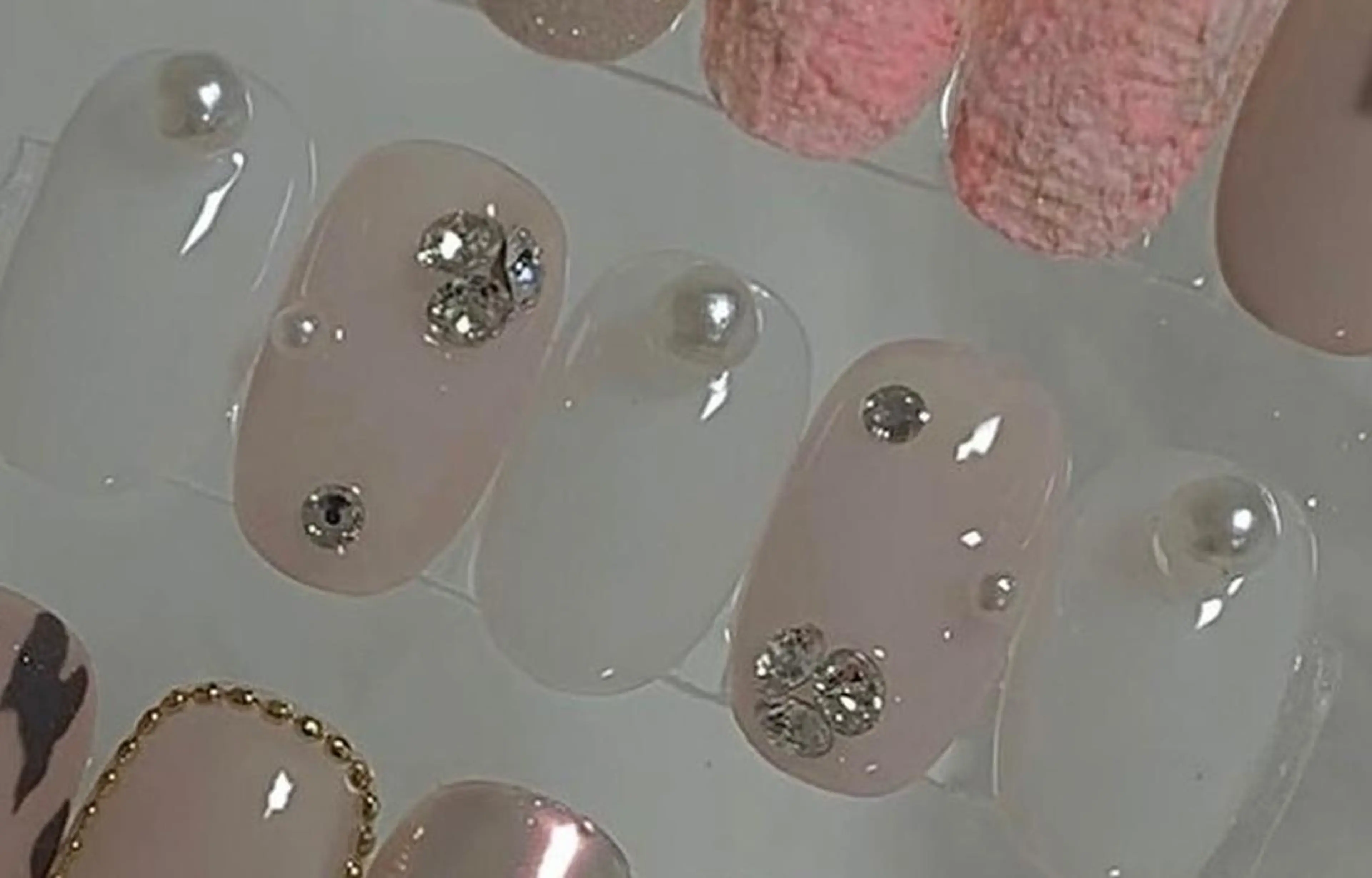 カラー ネイル ハンドネイル ハンドケア UniqueNail 長さだし専門店のネイルデザイン