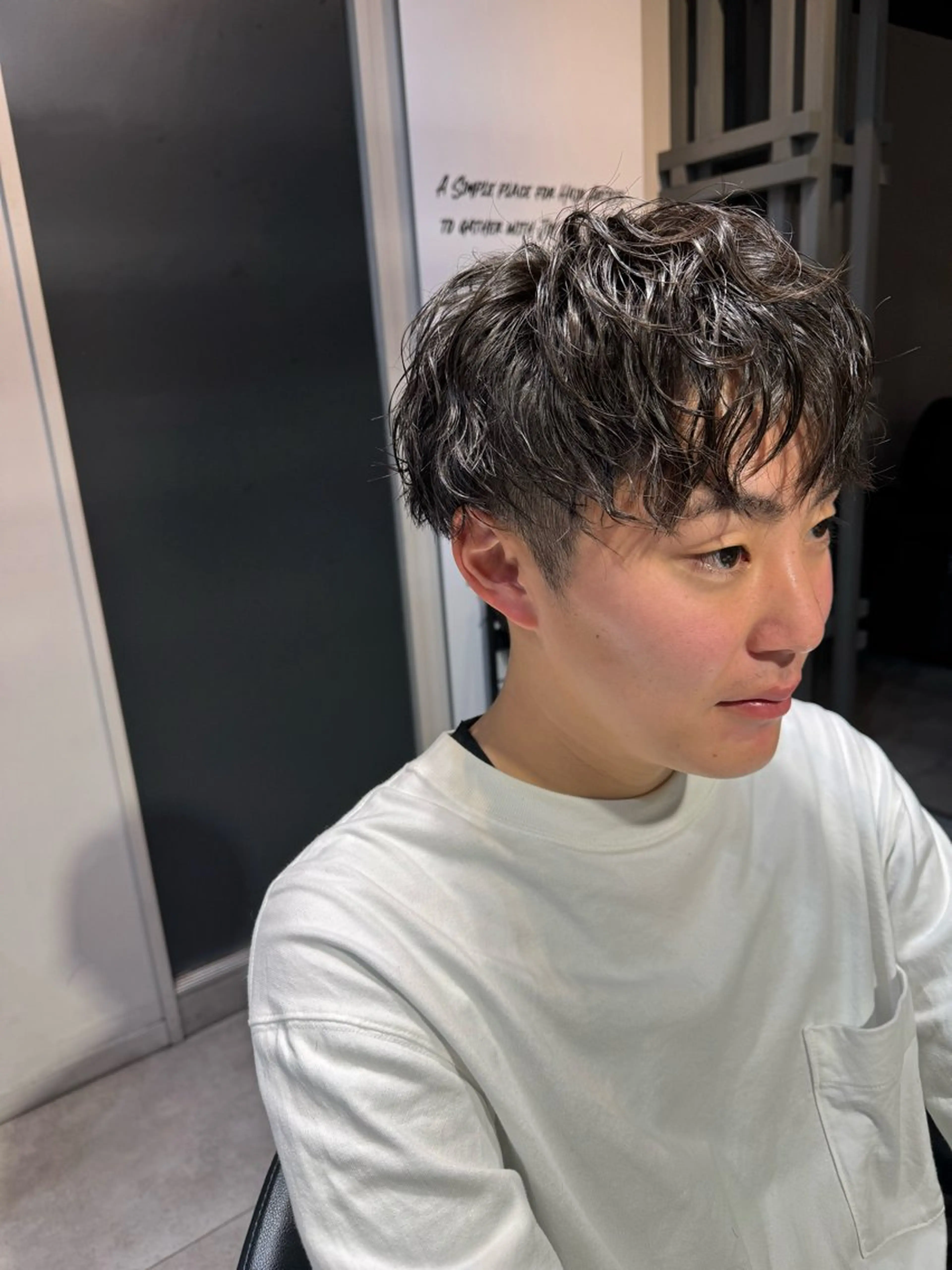 ショート パーマ メンズ メンズパーマ メンズスパイラルパーマ スパイラルパーマ カット パーマ トリートメント Dxxxx III所属・似合う髪型が 分からない方へのヘアスタイル